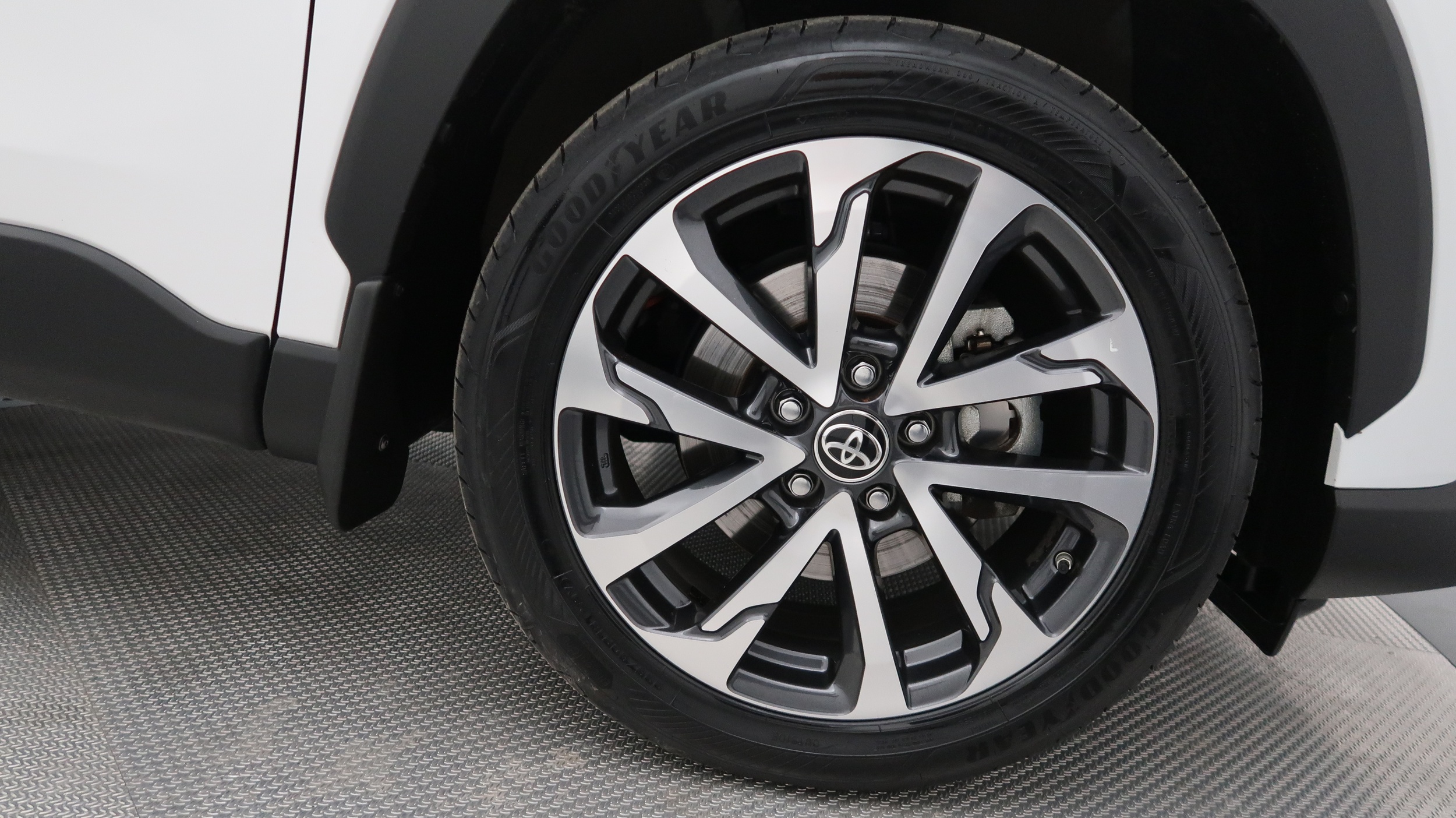 TOYOTA Corolla Cross 2023