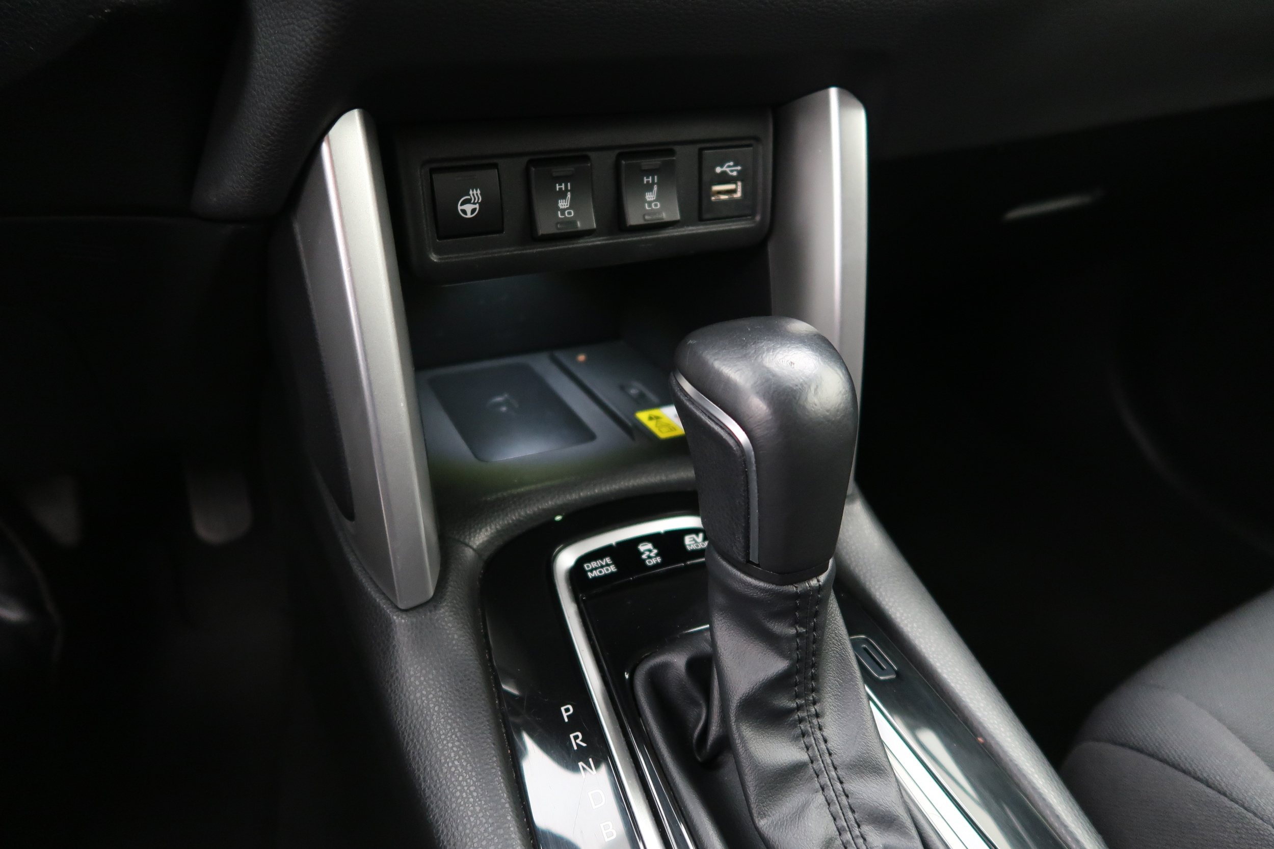 TOYOTA Corolla Cross 2023