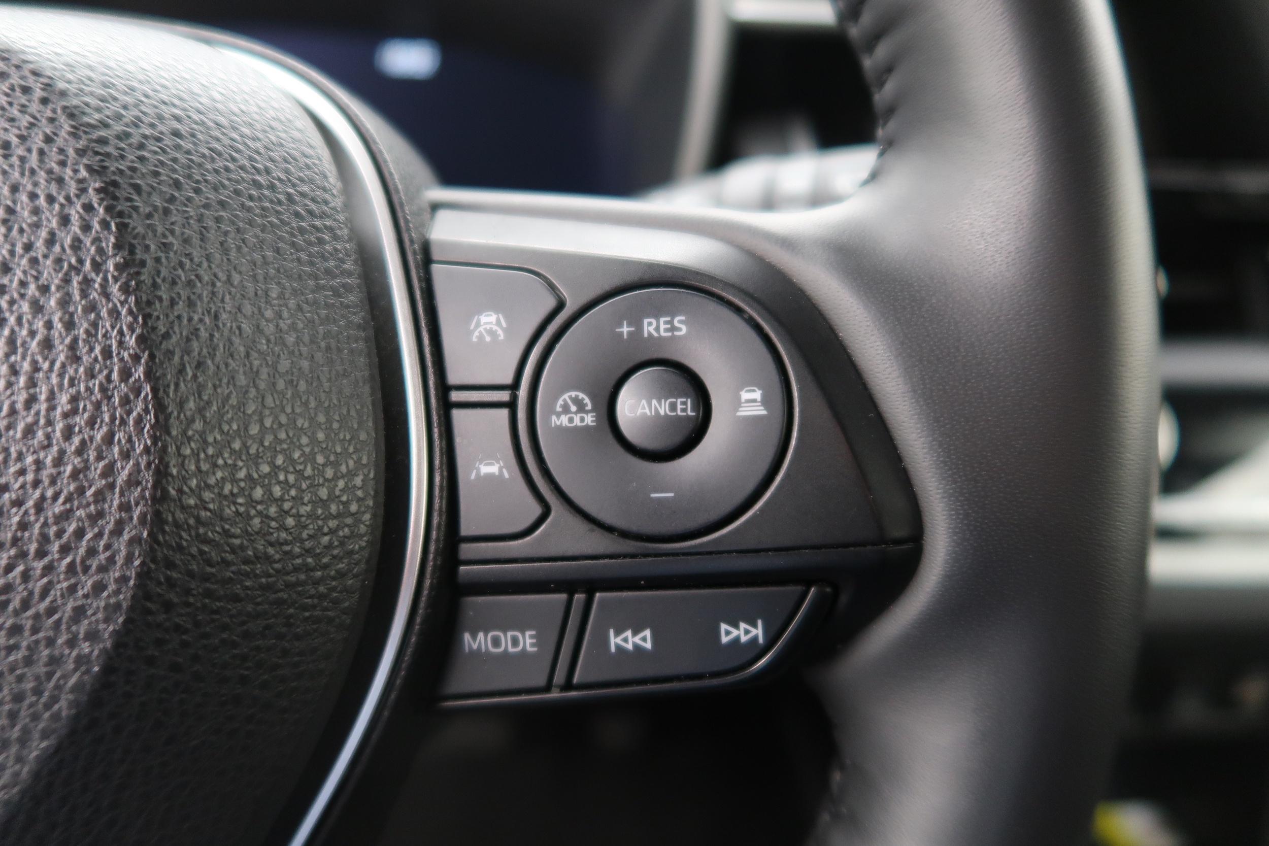 TOYOTA Corolla Cross 2023