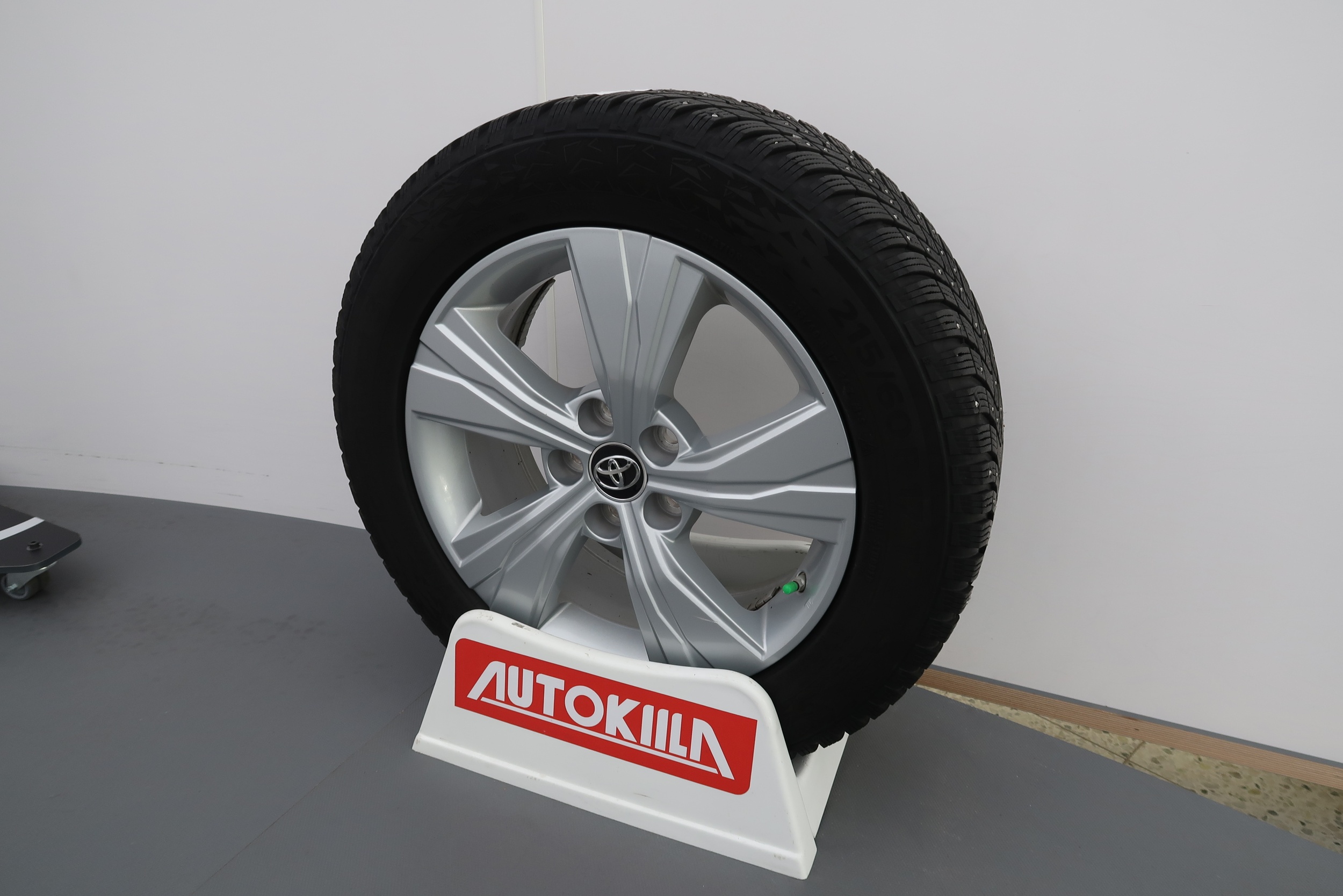 TOYOTA Corolla Cross 2023