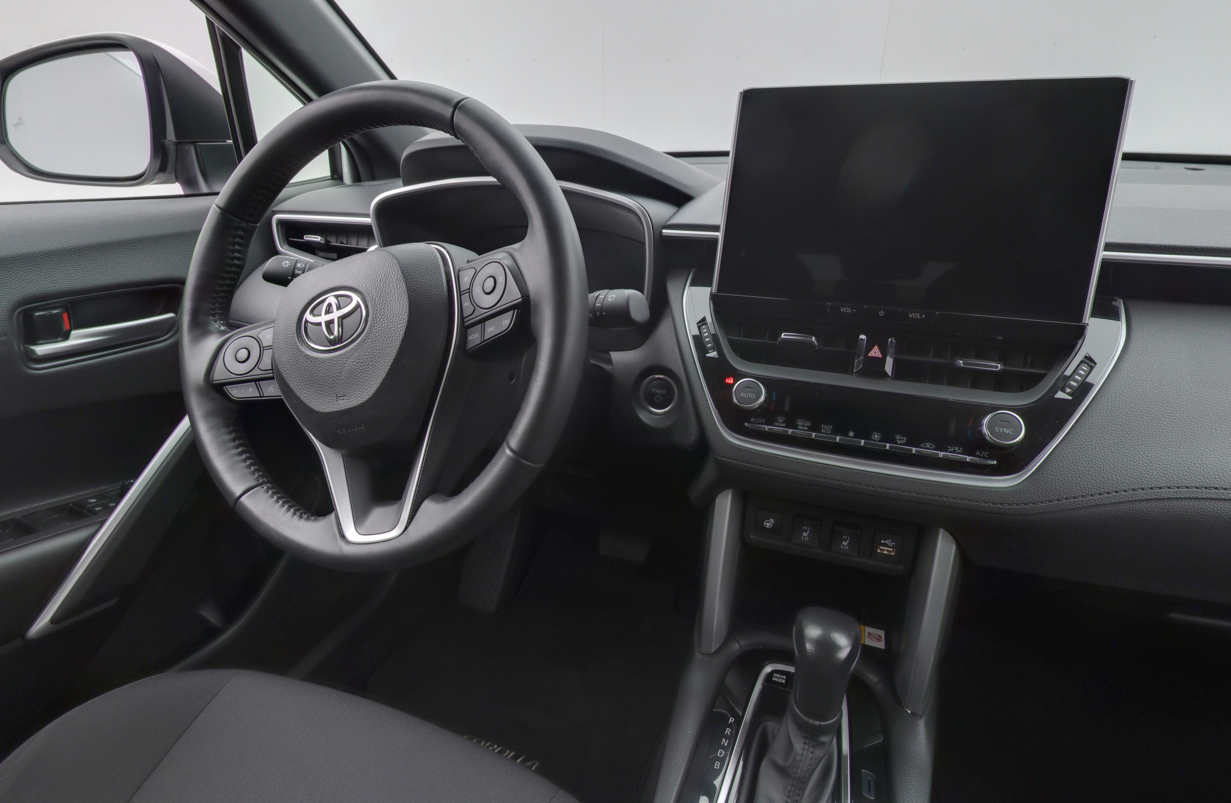 TOYOTA Corolla Cross 2023