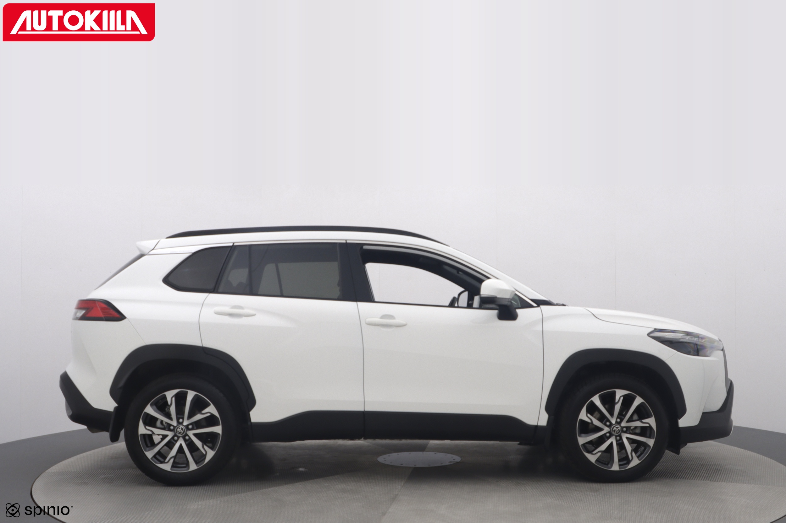 TOYOTA Corolla Cross 2023