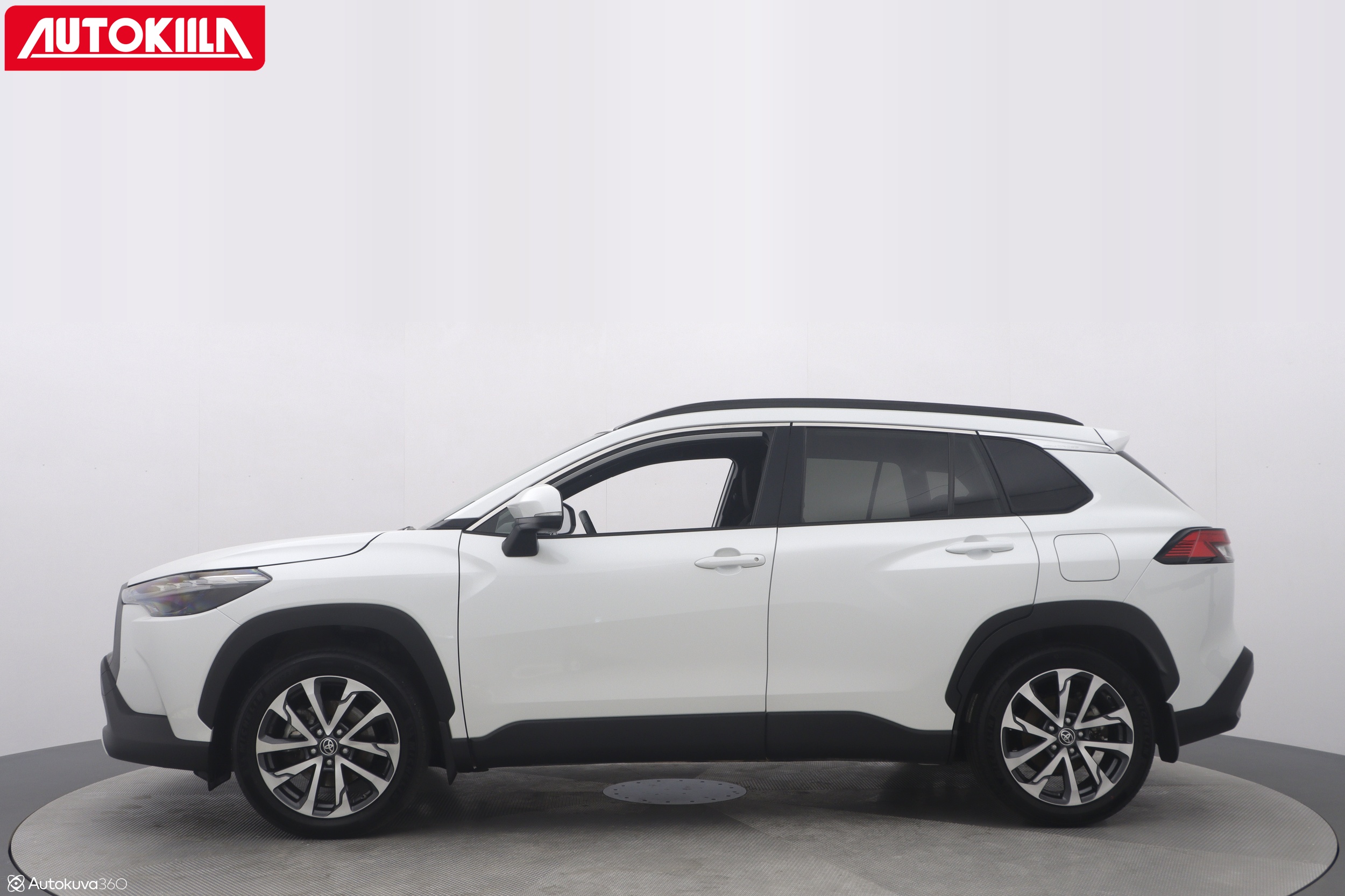 TOYOTA Corolla Cross 2023