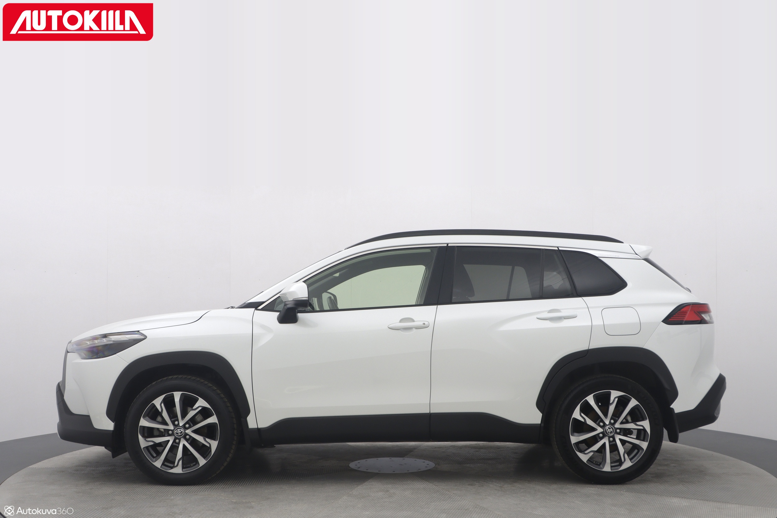 TOYOTA Corolla Cross 2023