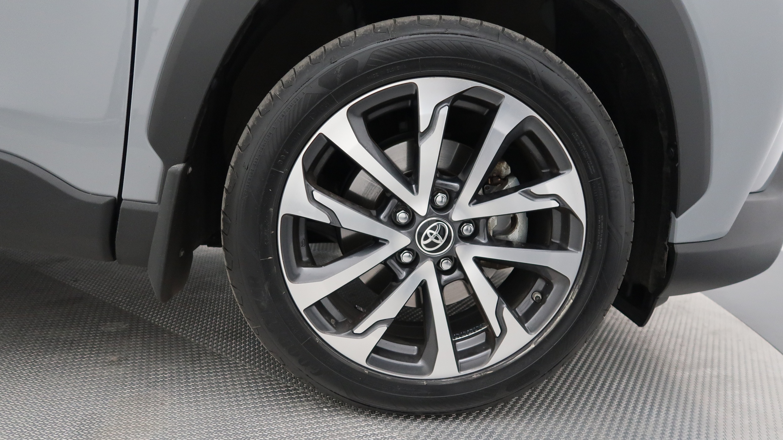 TOYOTA Corolla Cross 2023