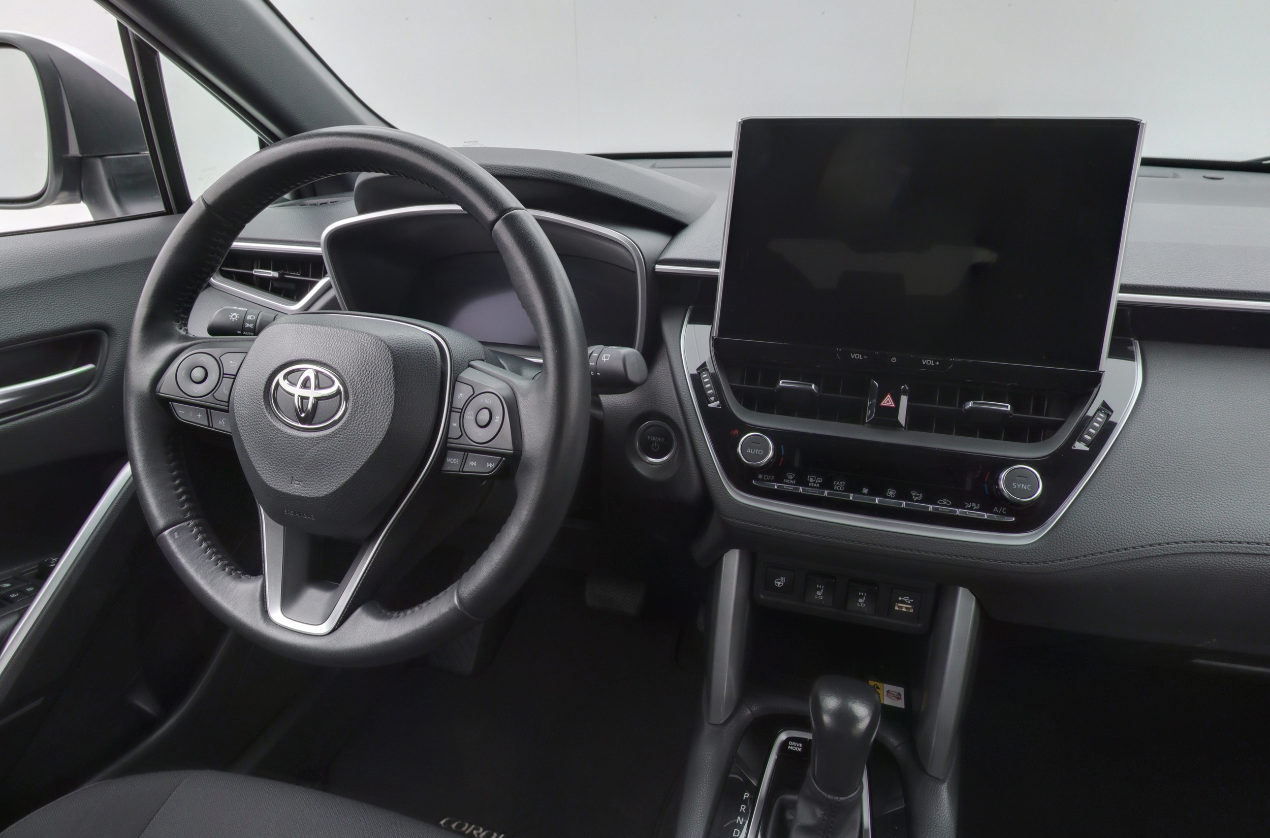 TOYOTA Corolla Cross 2023