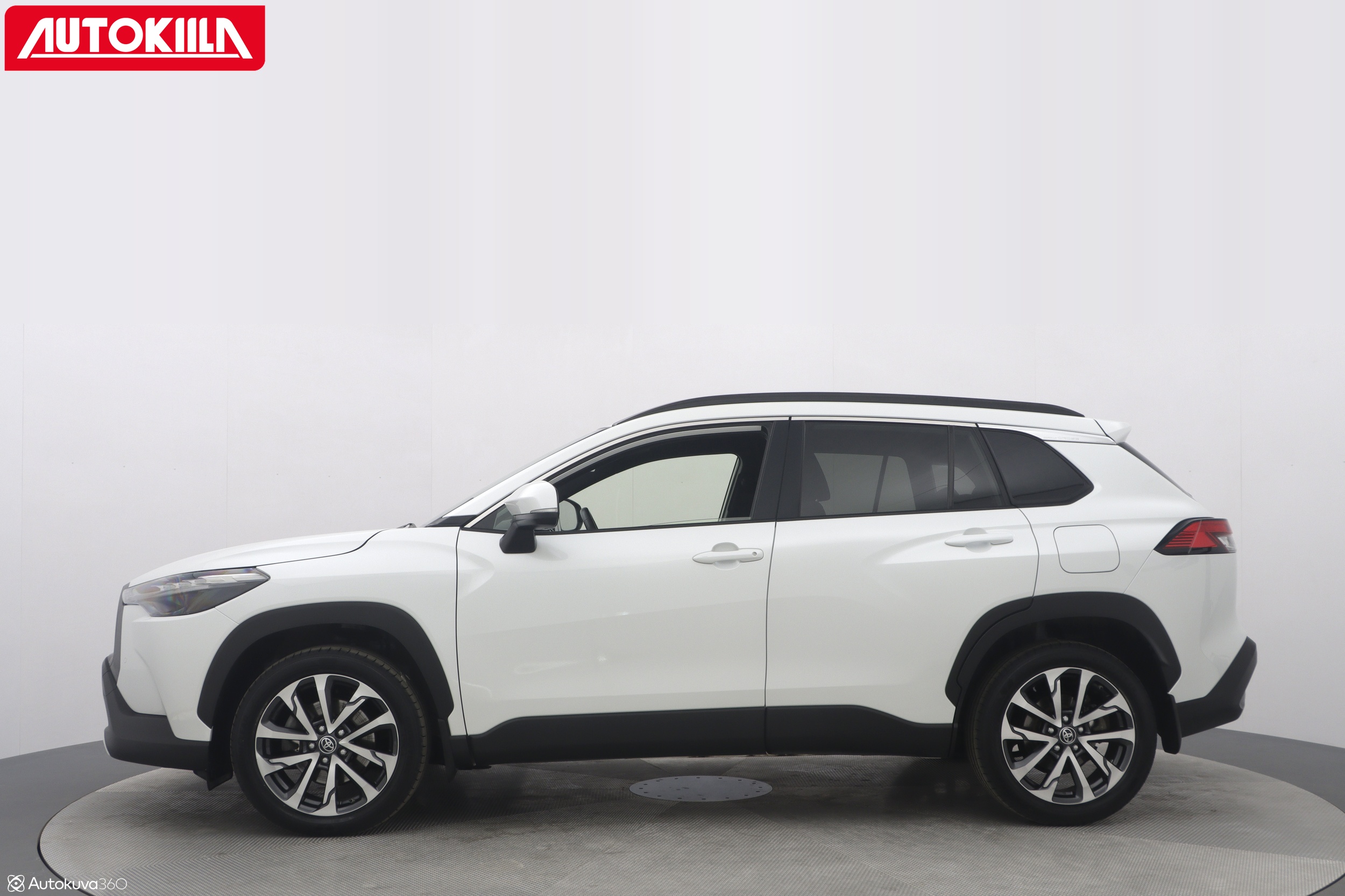 TOYOTA Corolla Cross 2023