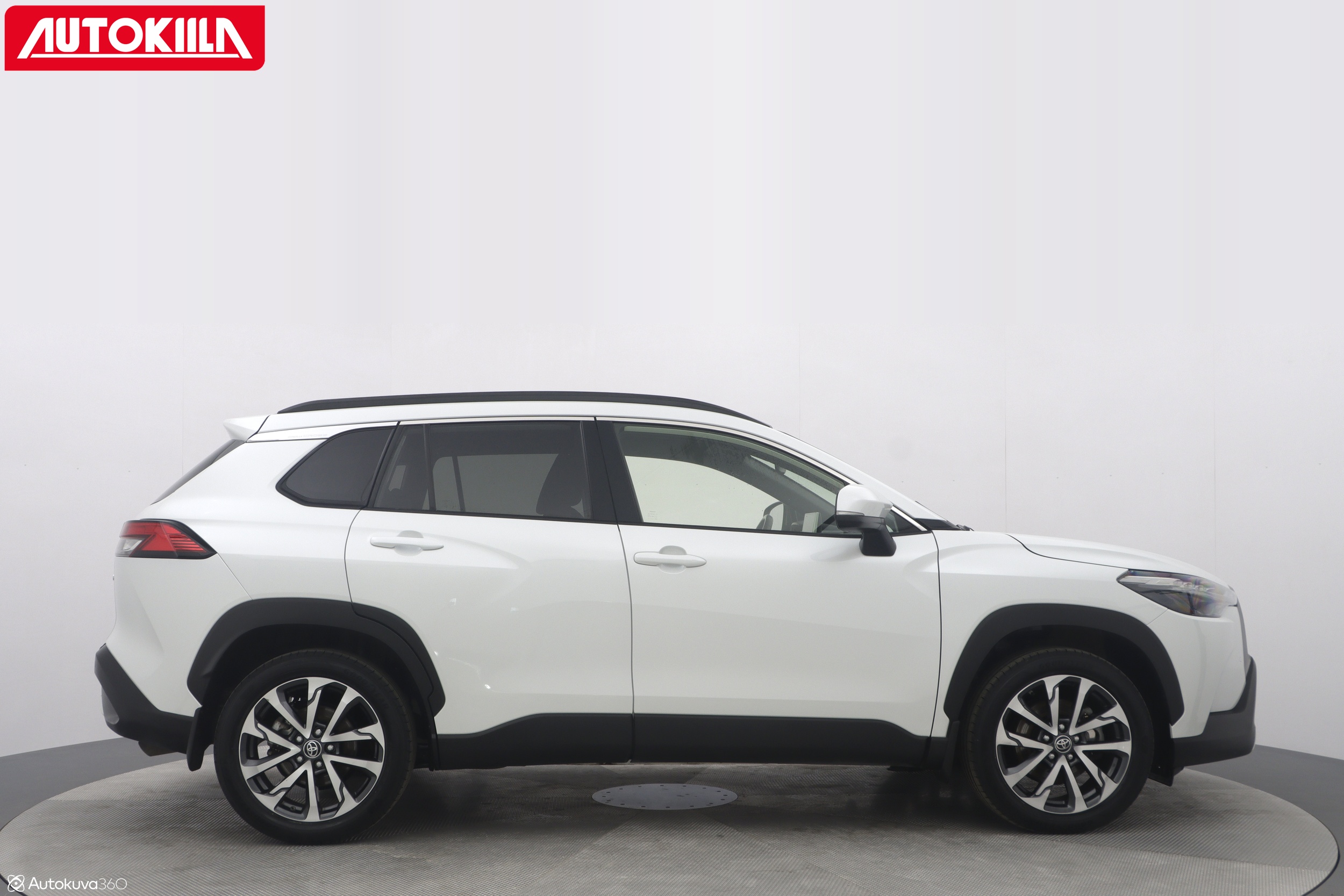 TOYOTA Corolla Cross 2023