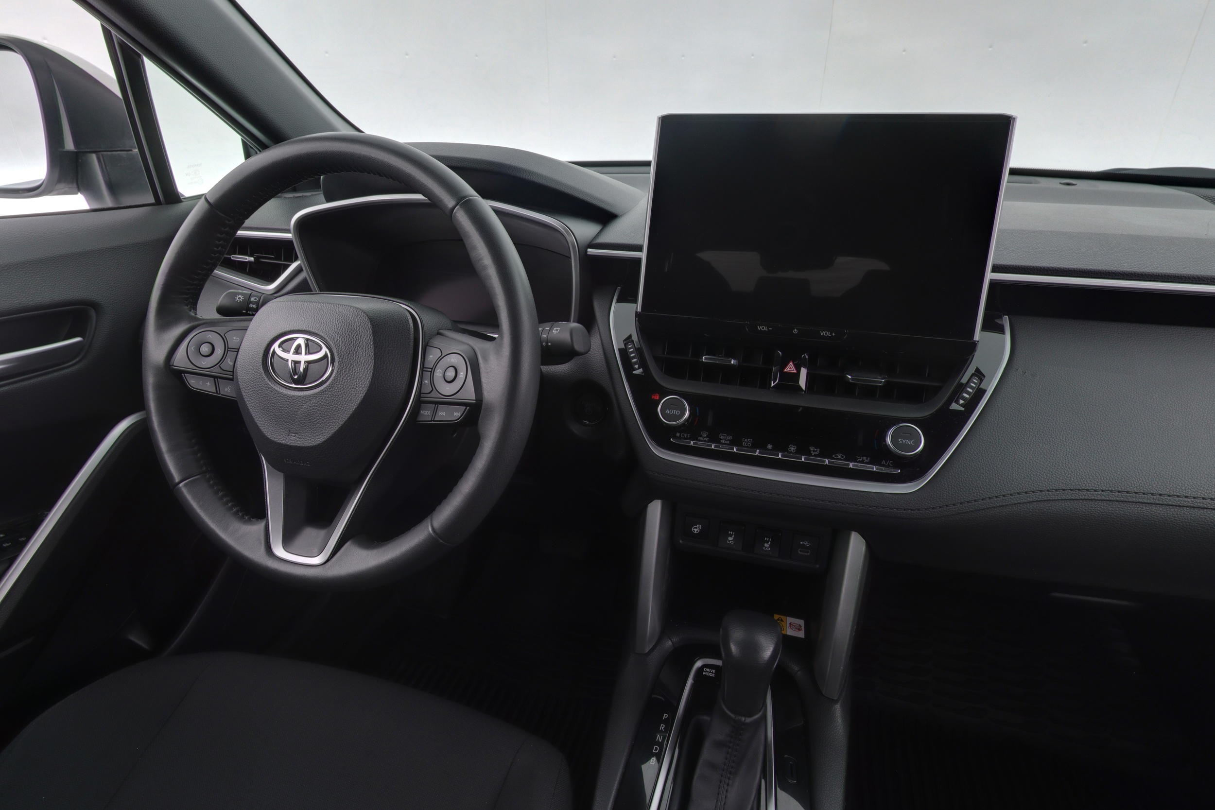 TOYOTA Corolla Cross 2024