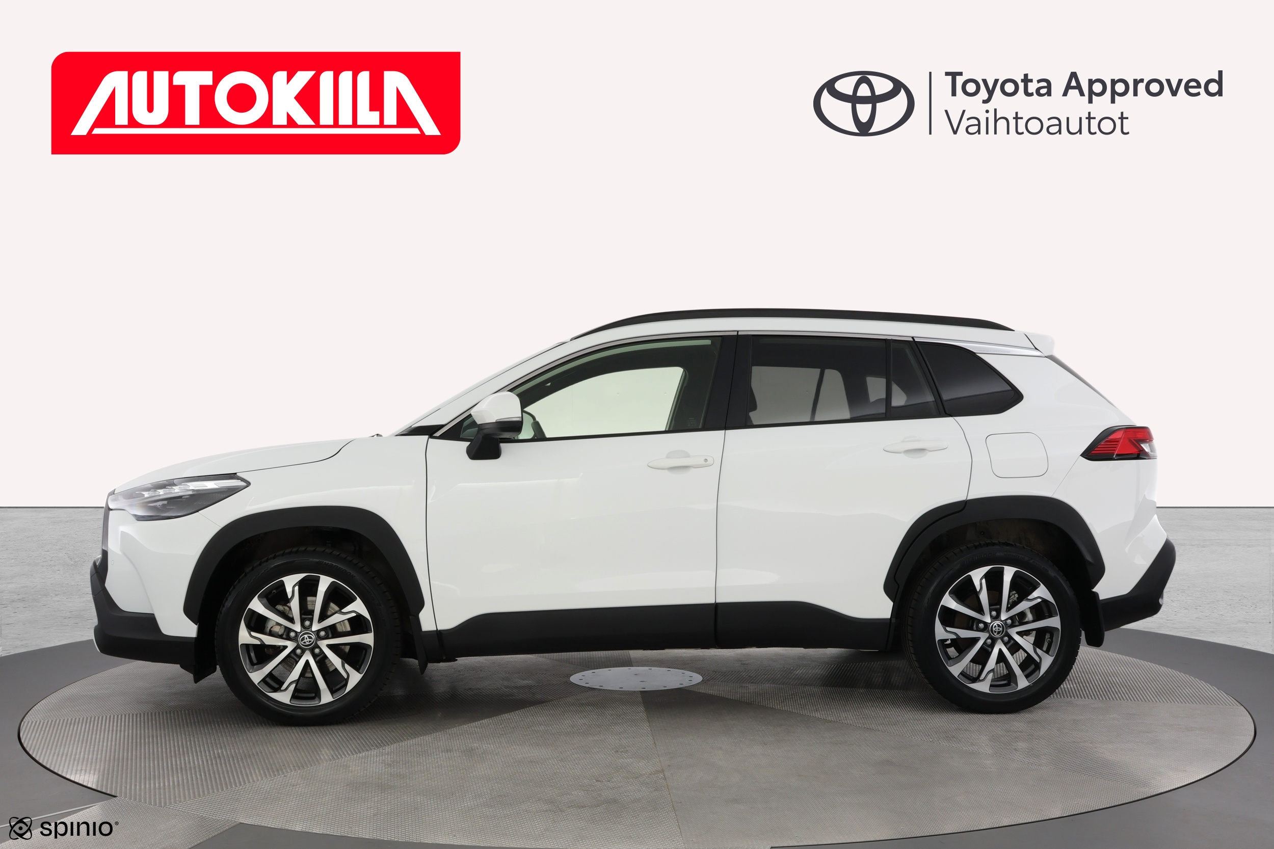 TOYOTA Corolla Cross 2024