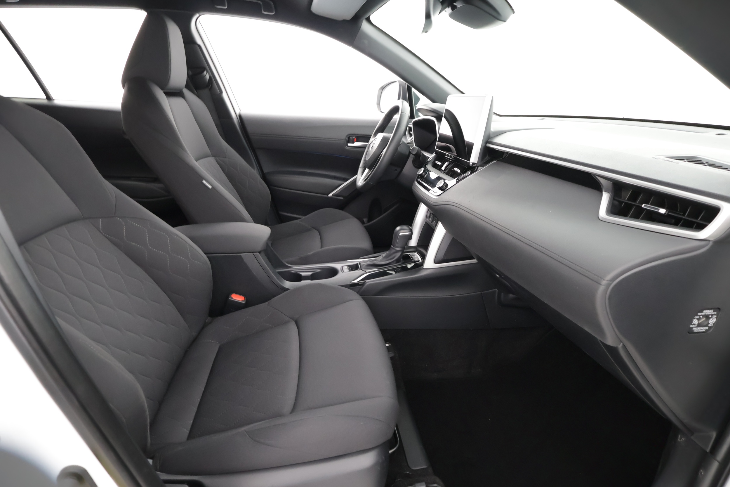 TOYOTA Corolla Cross 2024