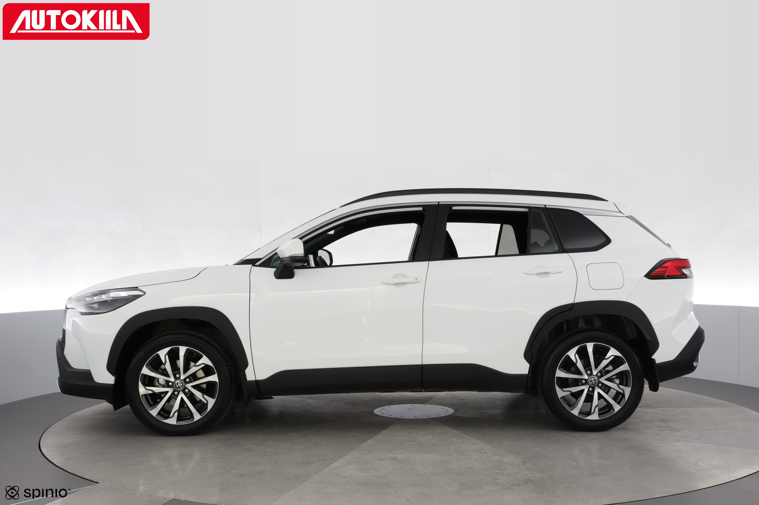 TOYOTA Corolla Cross 2024