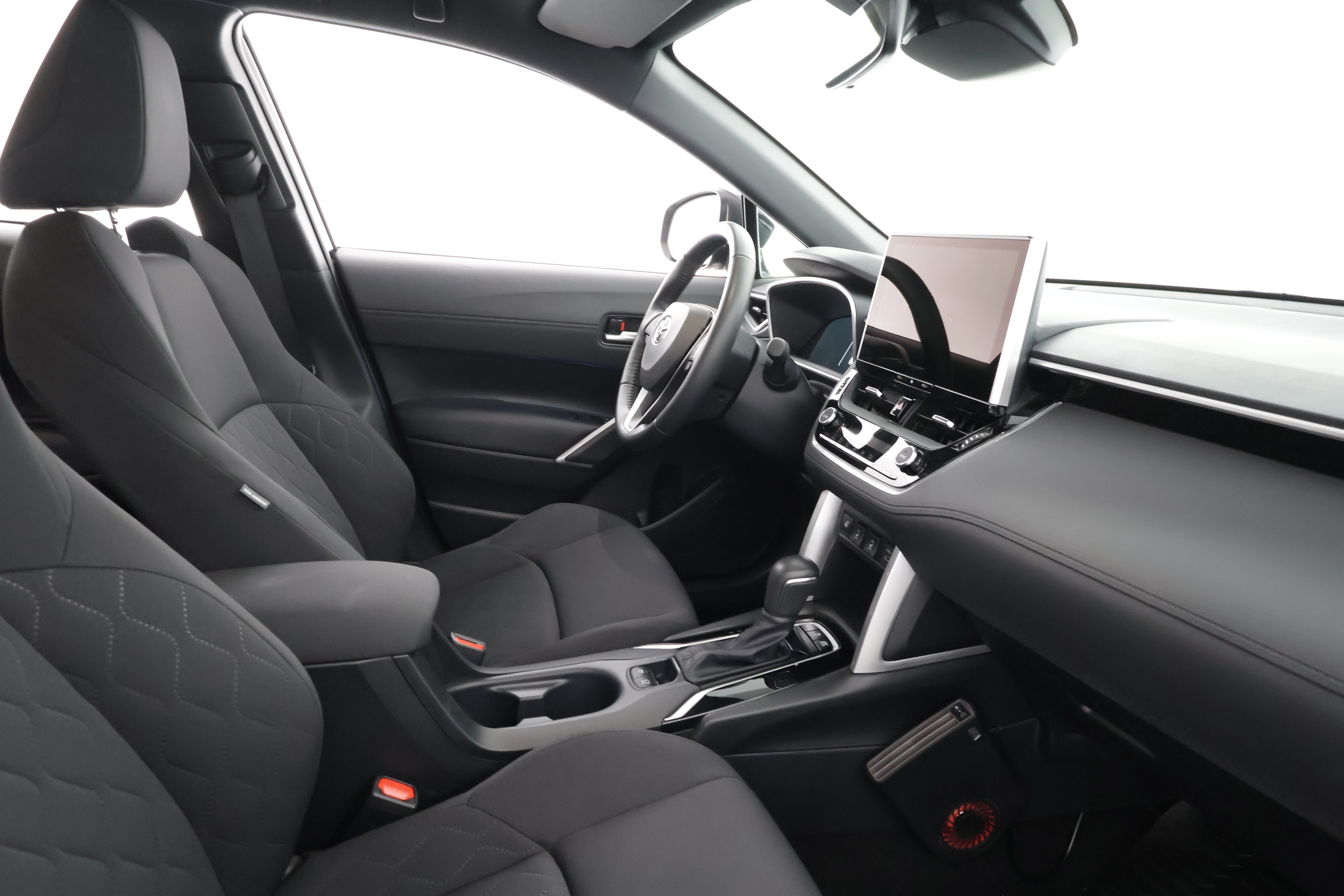 TOYOTA Corolla Cross 2024