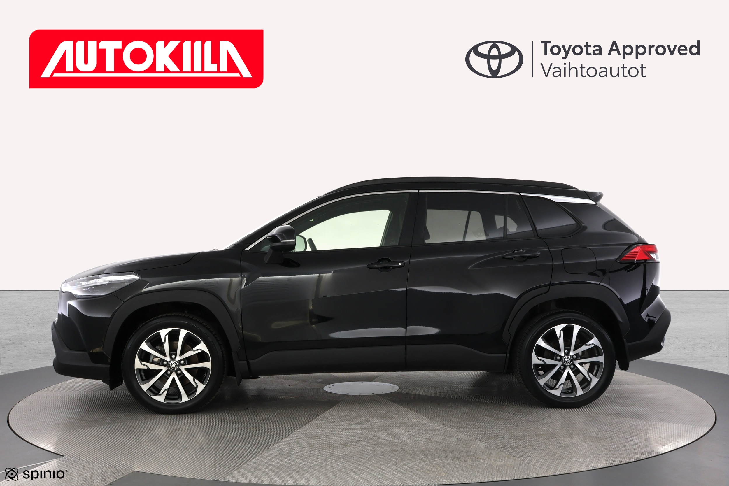 TOYOTA Corolla Cross 2024