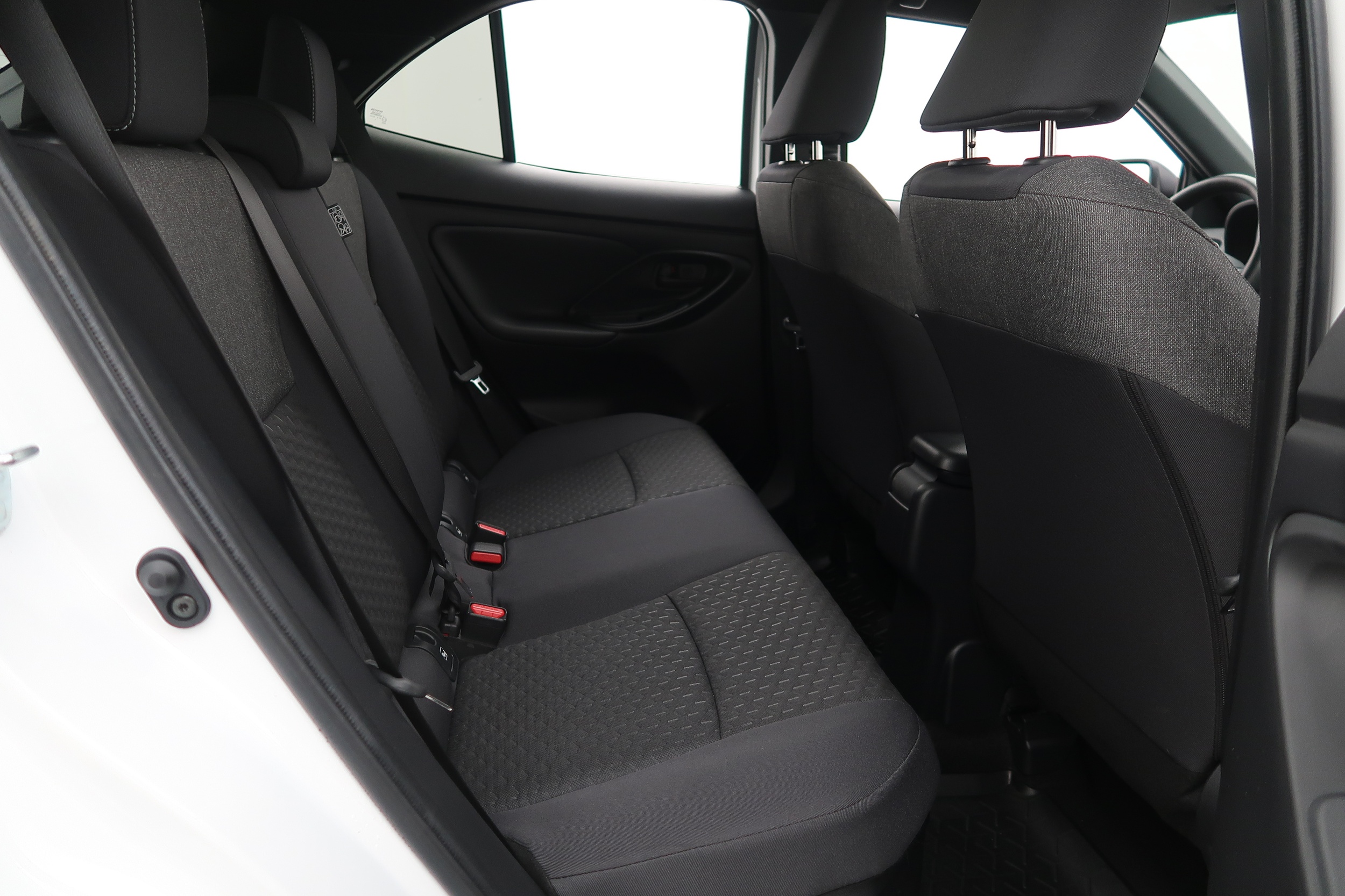 TOYOTA Yaris Cross 2025