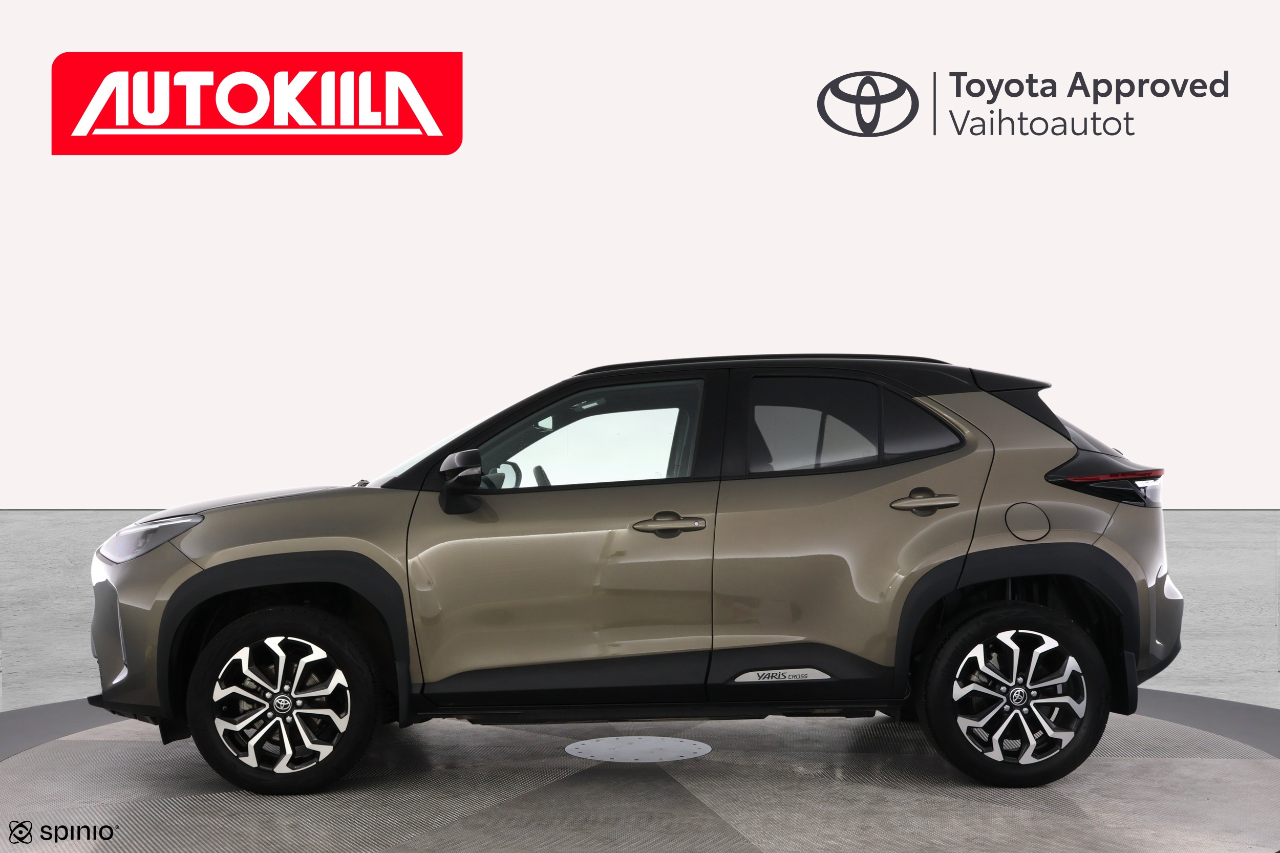 TOYOTA Yaris Cross 2023