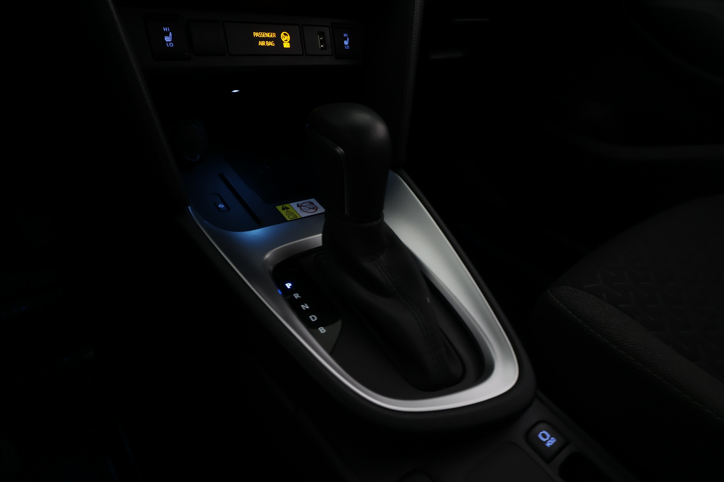 TOYOTA Yaris Cross 2023