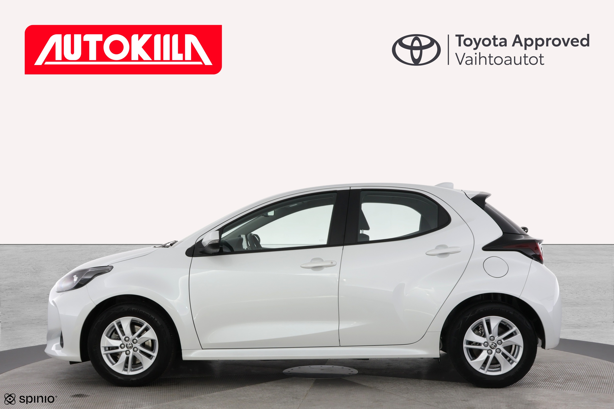 TOYOTA YARIS 2023