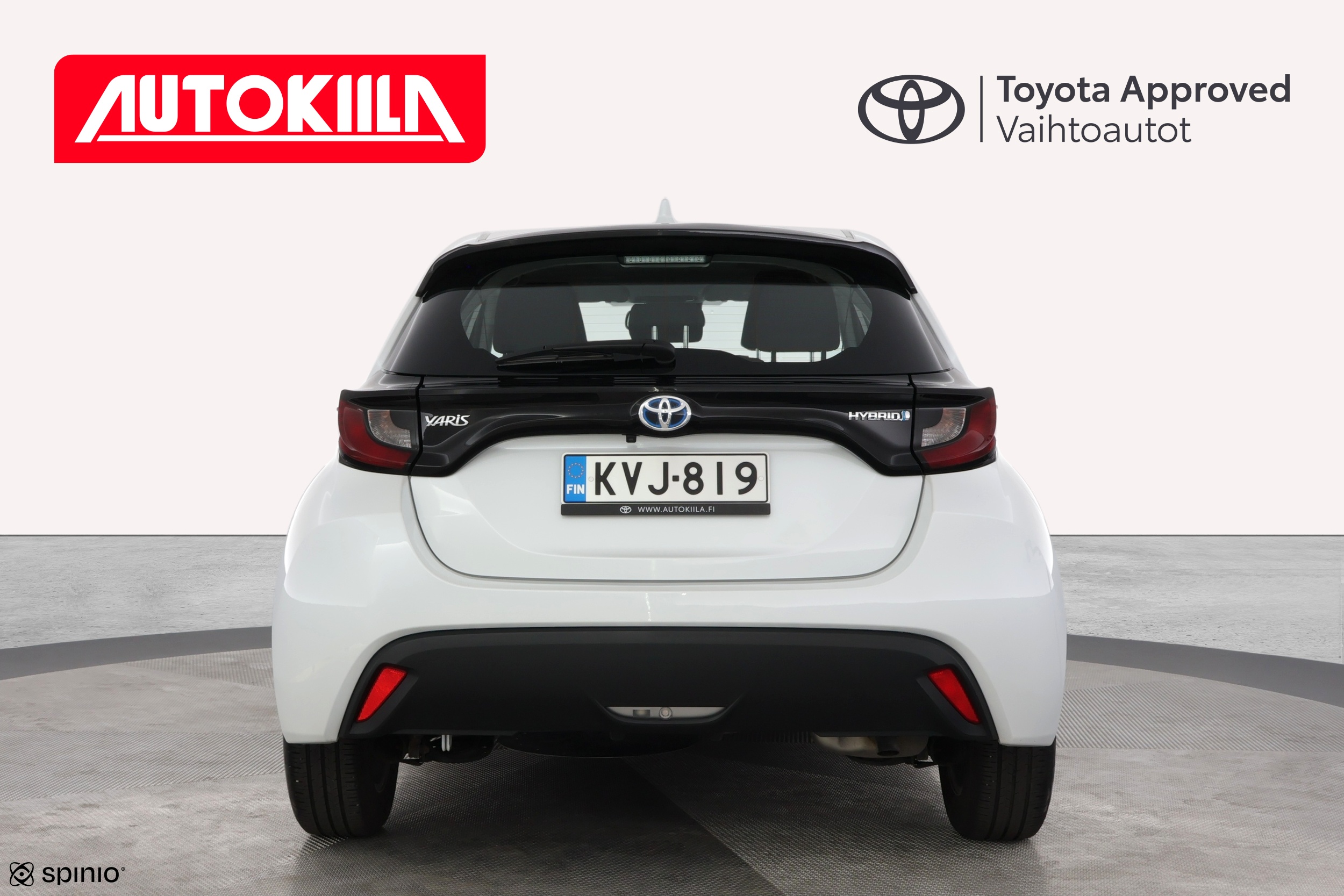 TOYOTA YARIS 2023
