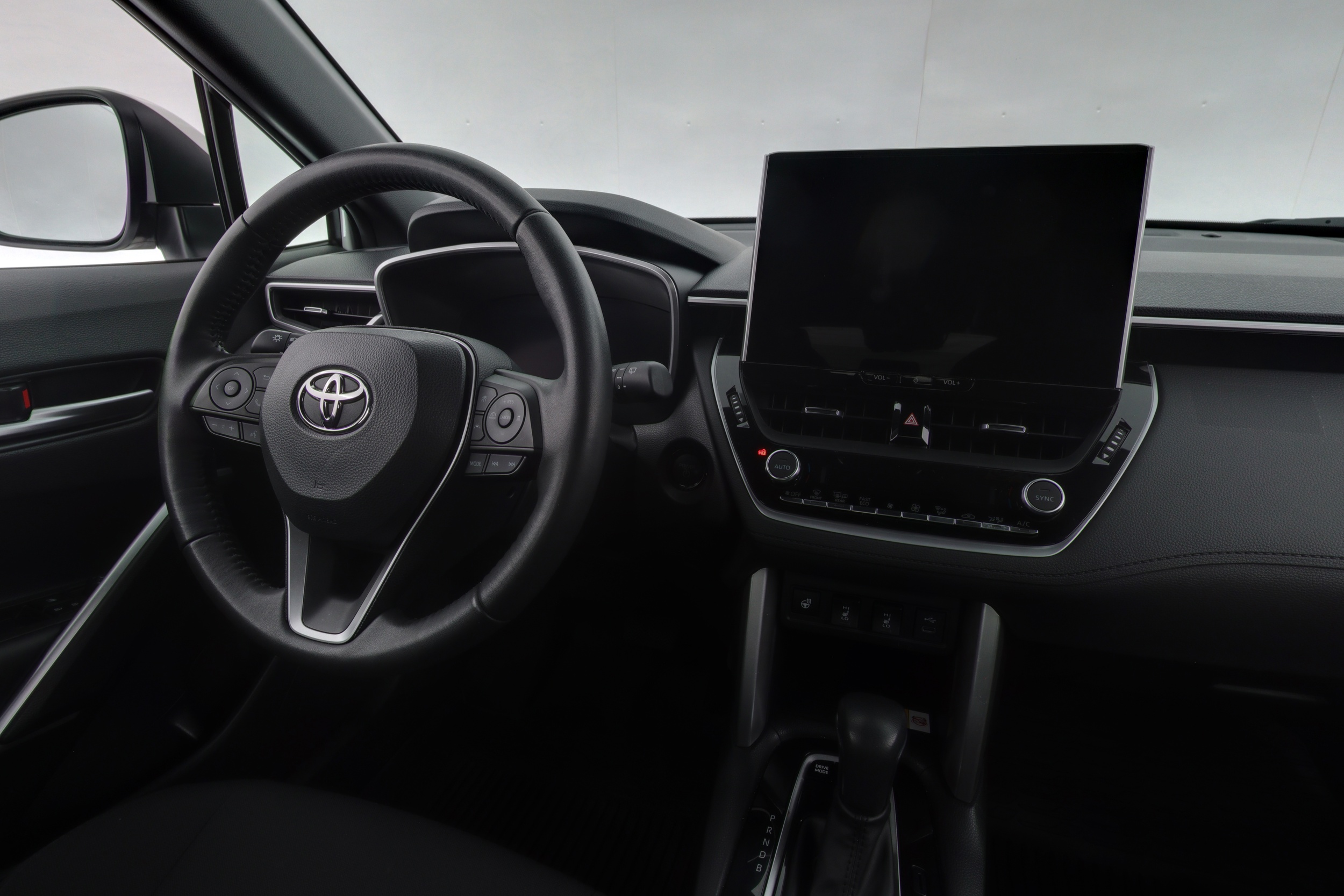TOYOTA Corolla Cross 2024
