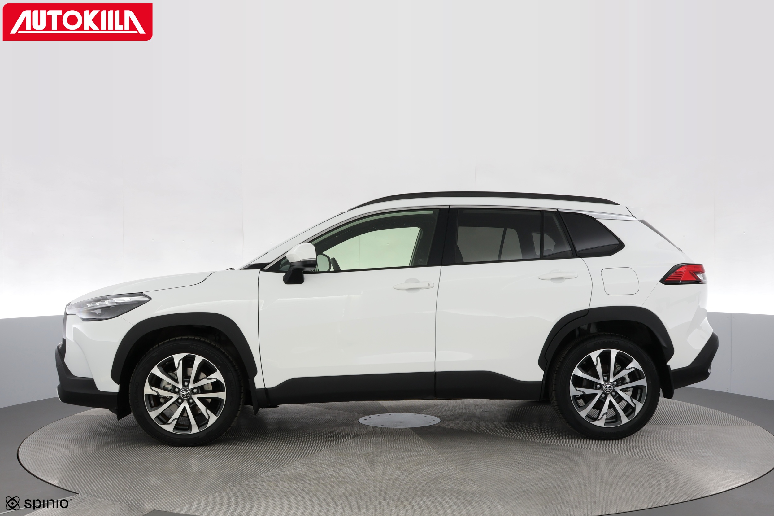 TOYOTA Corolla Cross 2024