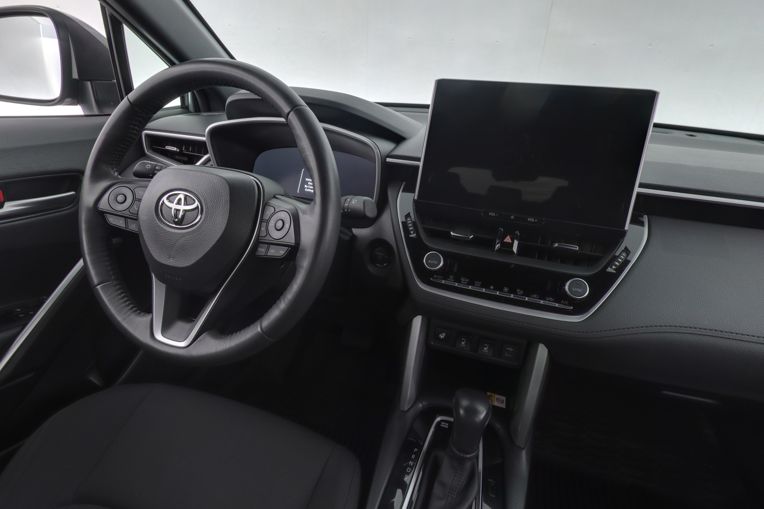 TOYOTA Corolla Cross 2024
