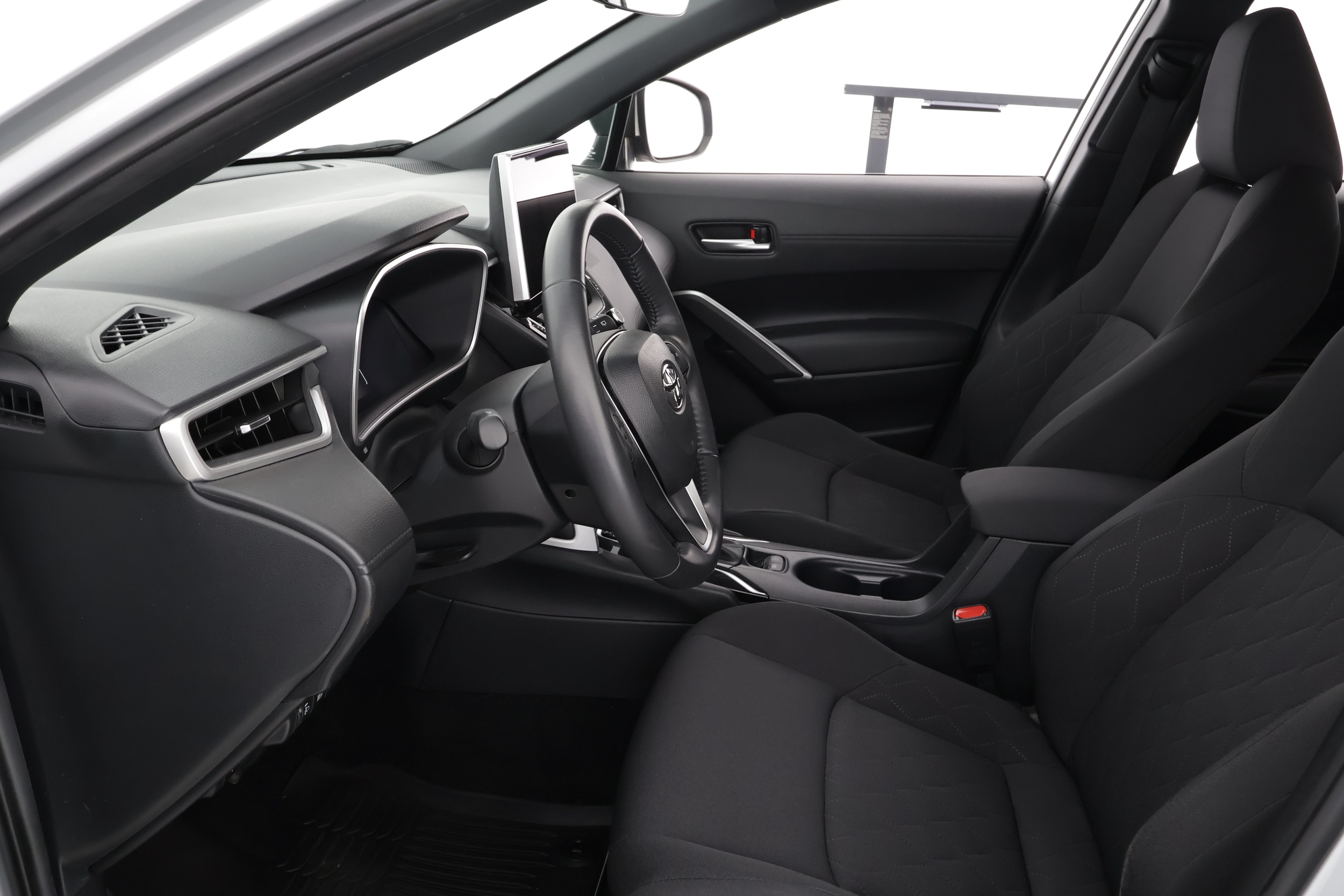 TOYOTA Corolla Cross 2024