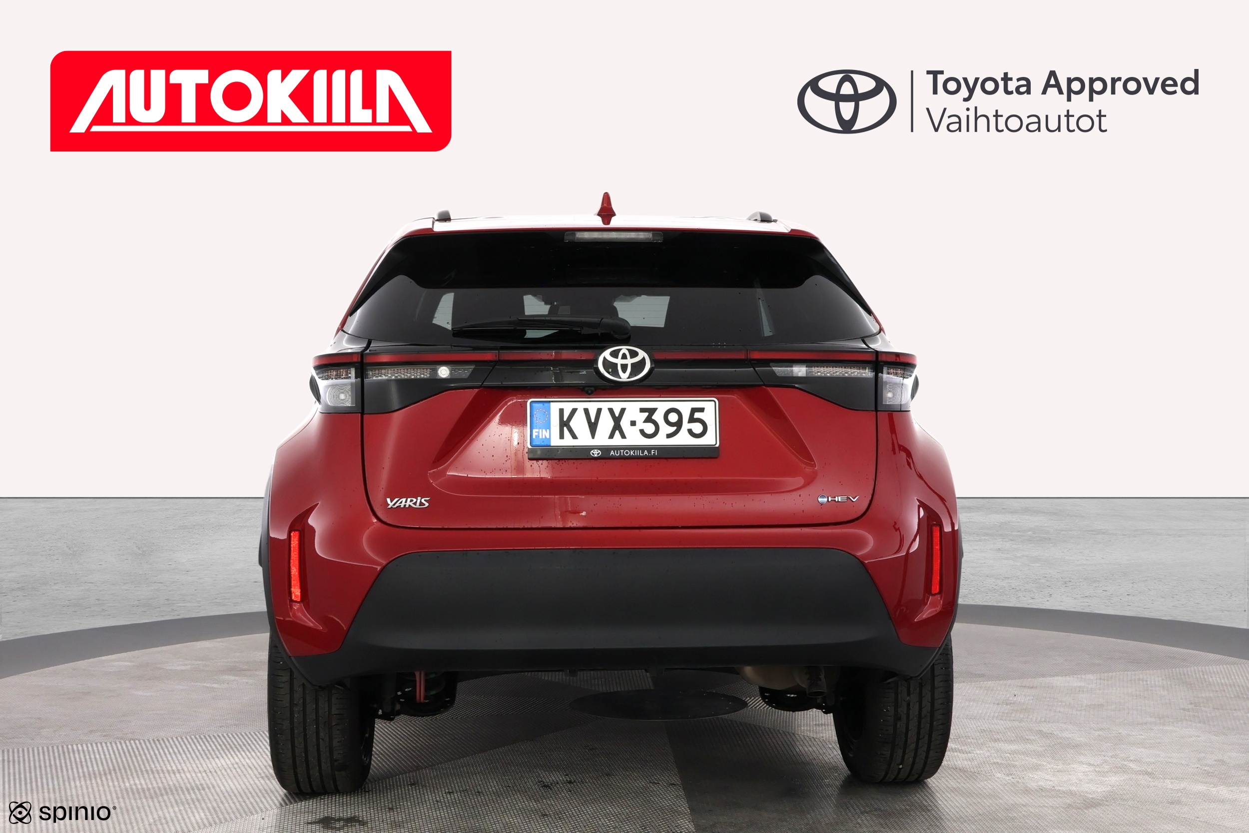 TOYOTA Yaris Cross 2024
