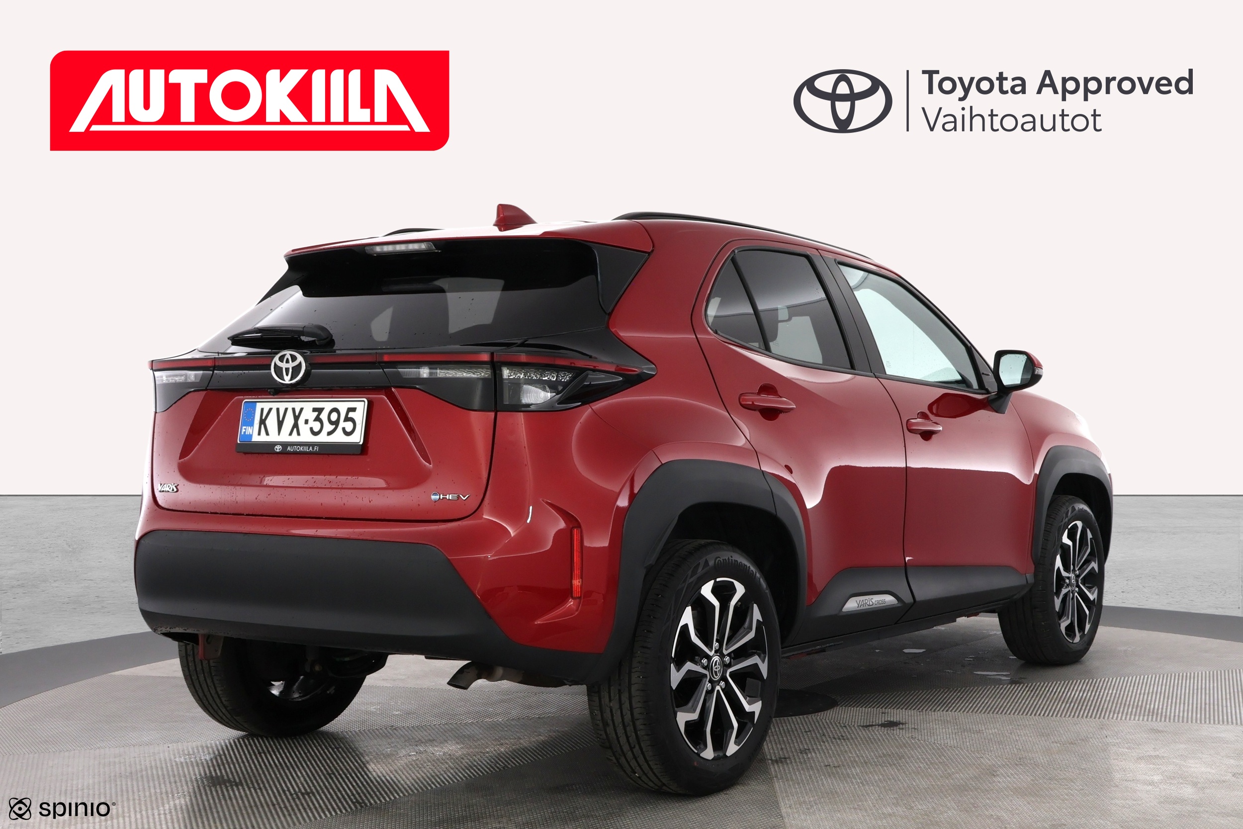 TOYOTA Yaris Cross 2024