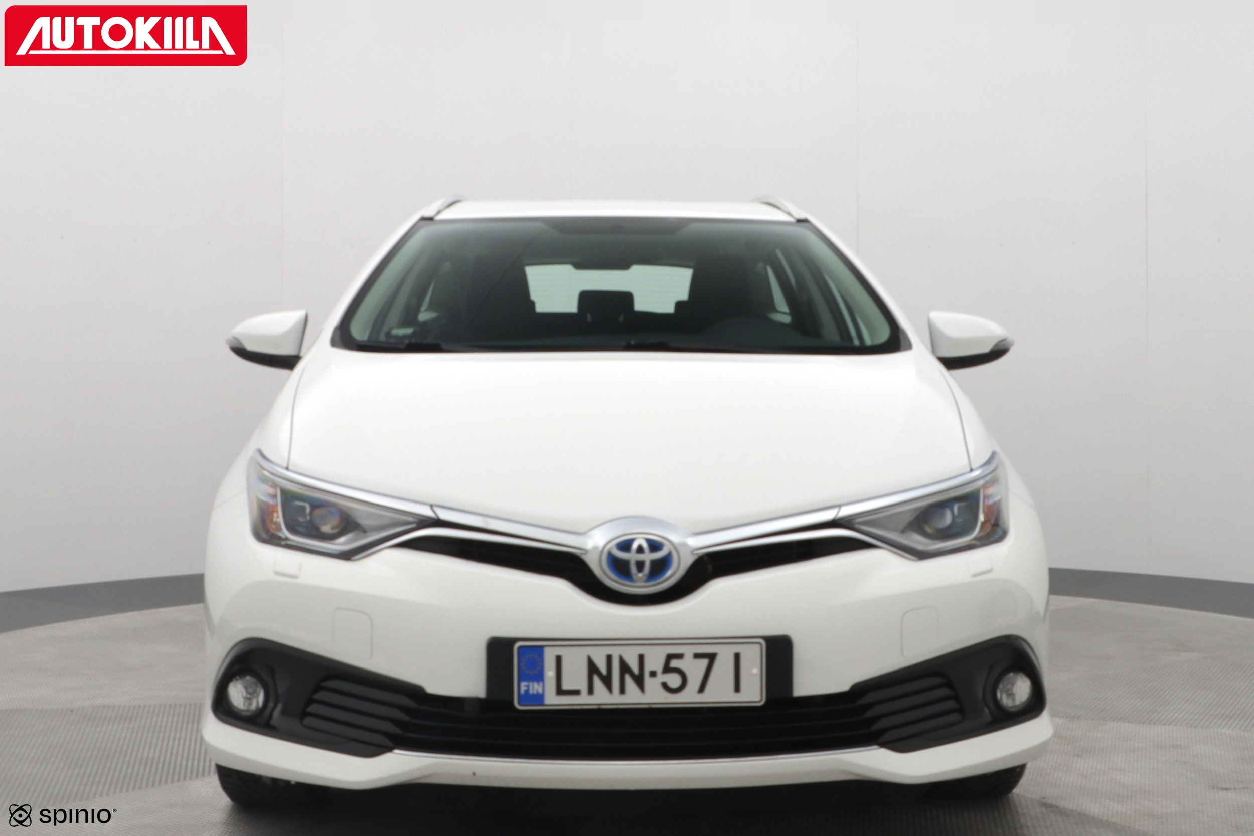 TOYOTA AURIS 2016