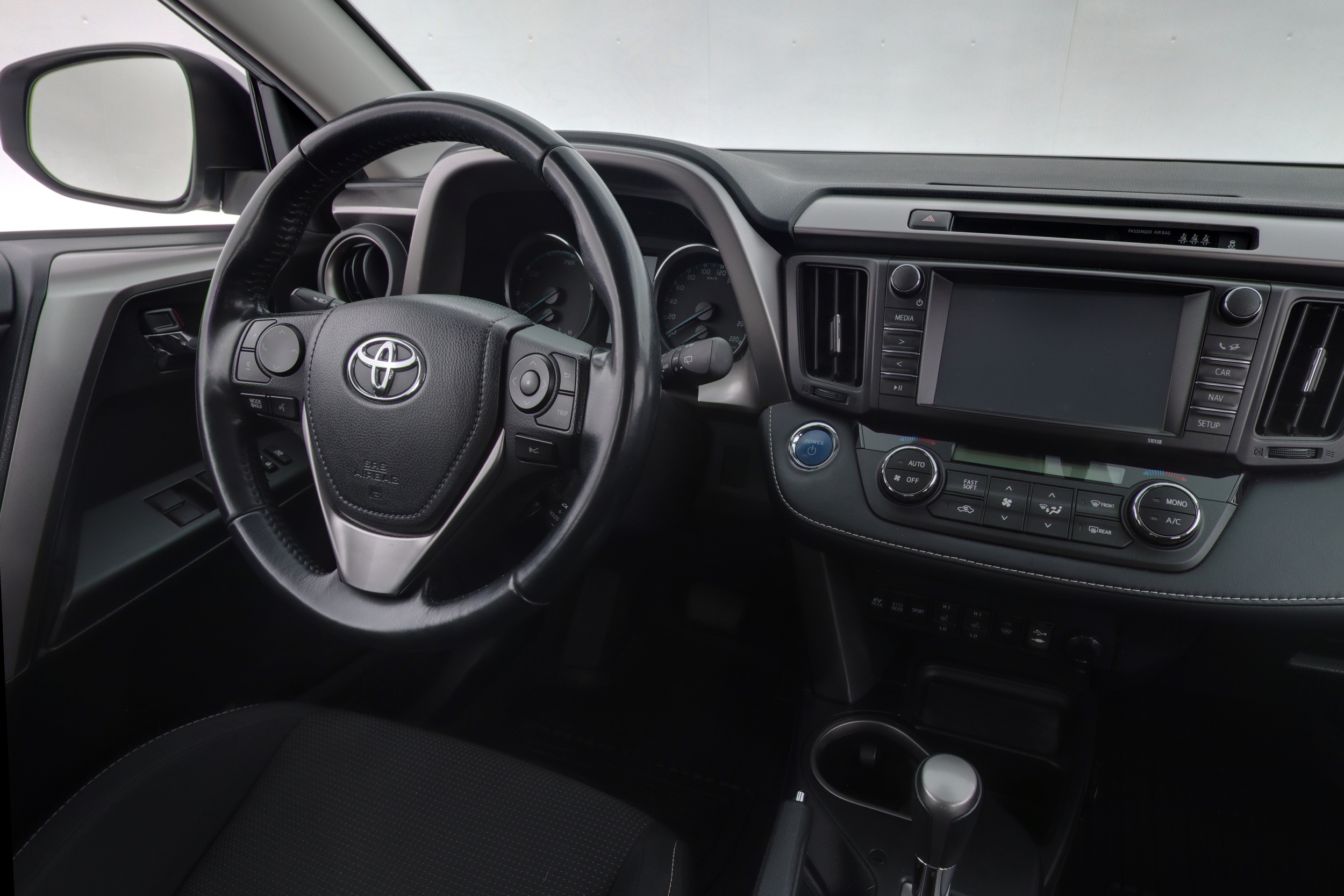 TOYOTA RAV4 2017