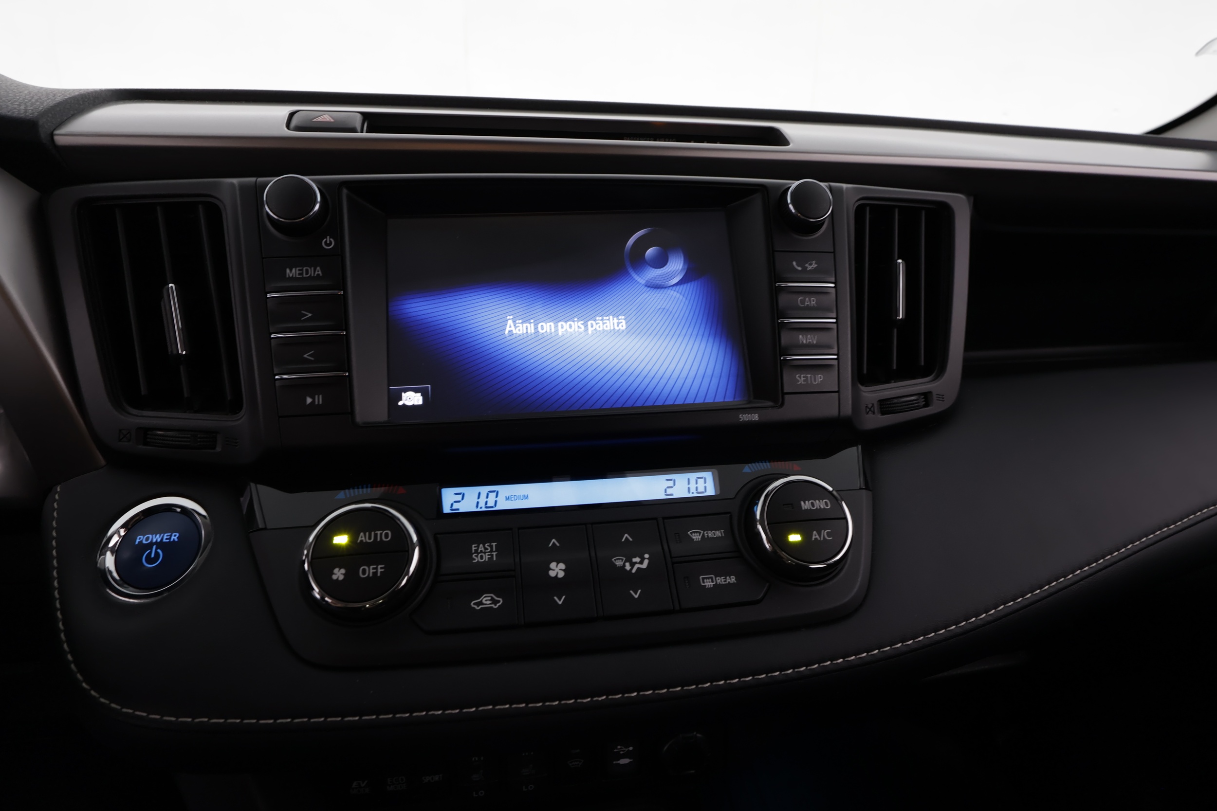 TOYOTA RAV4 2017