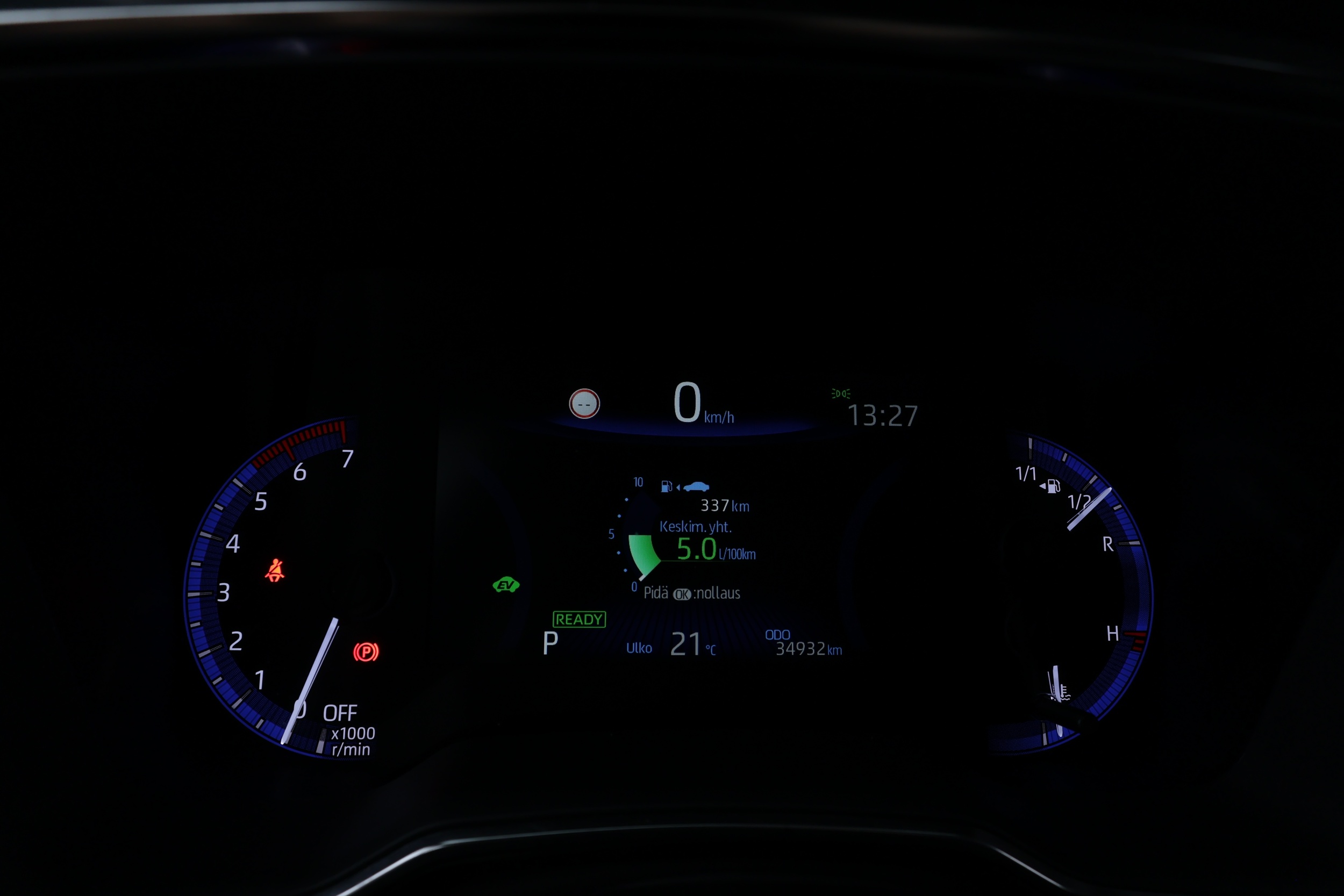 TOYOTA COROLLA 2021