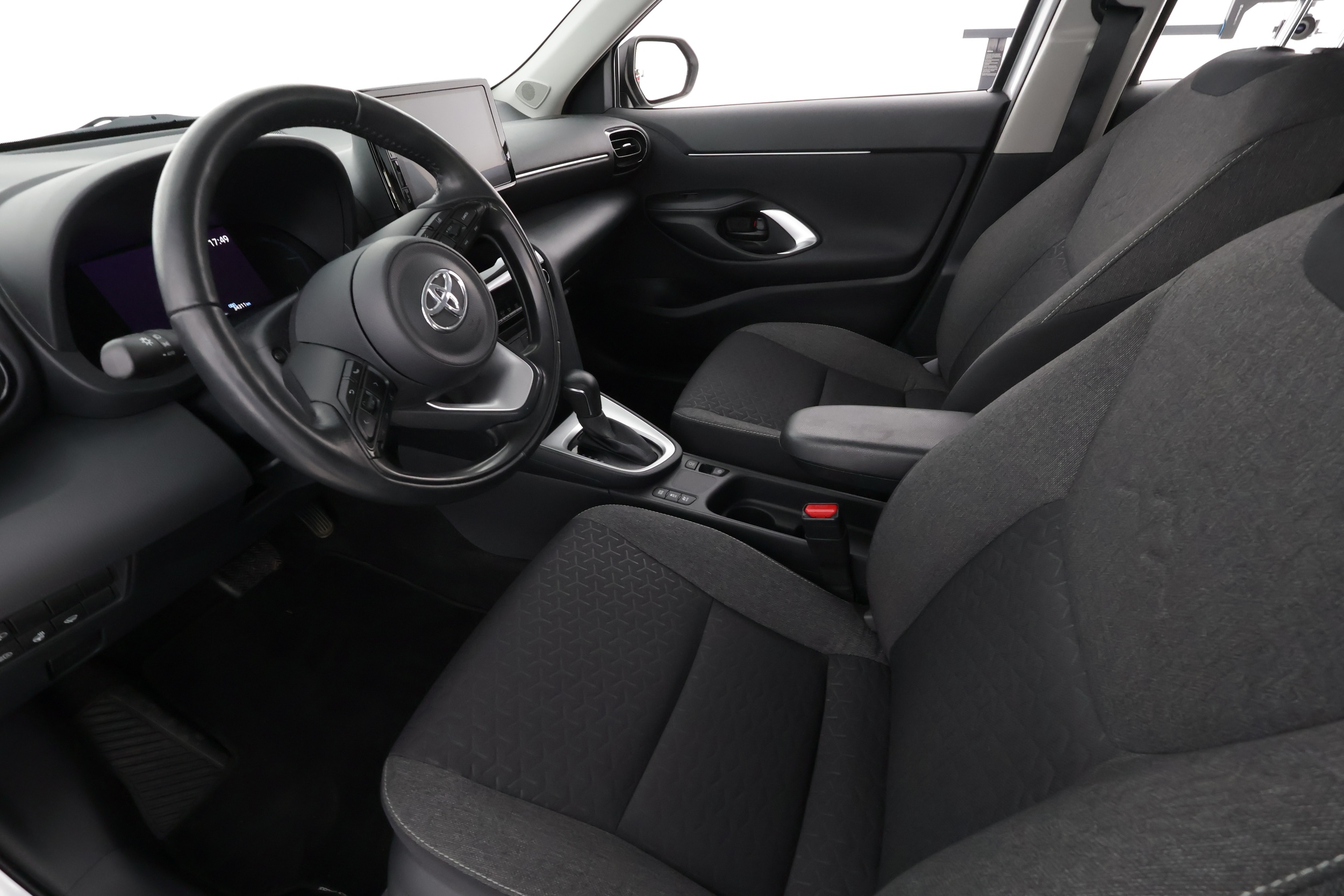 TOYOTA Yaris Cross 2023