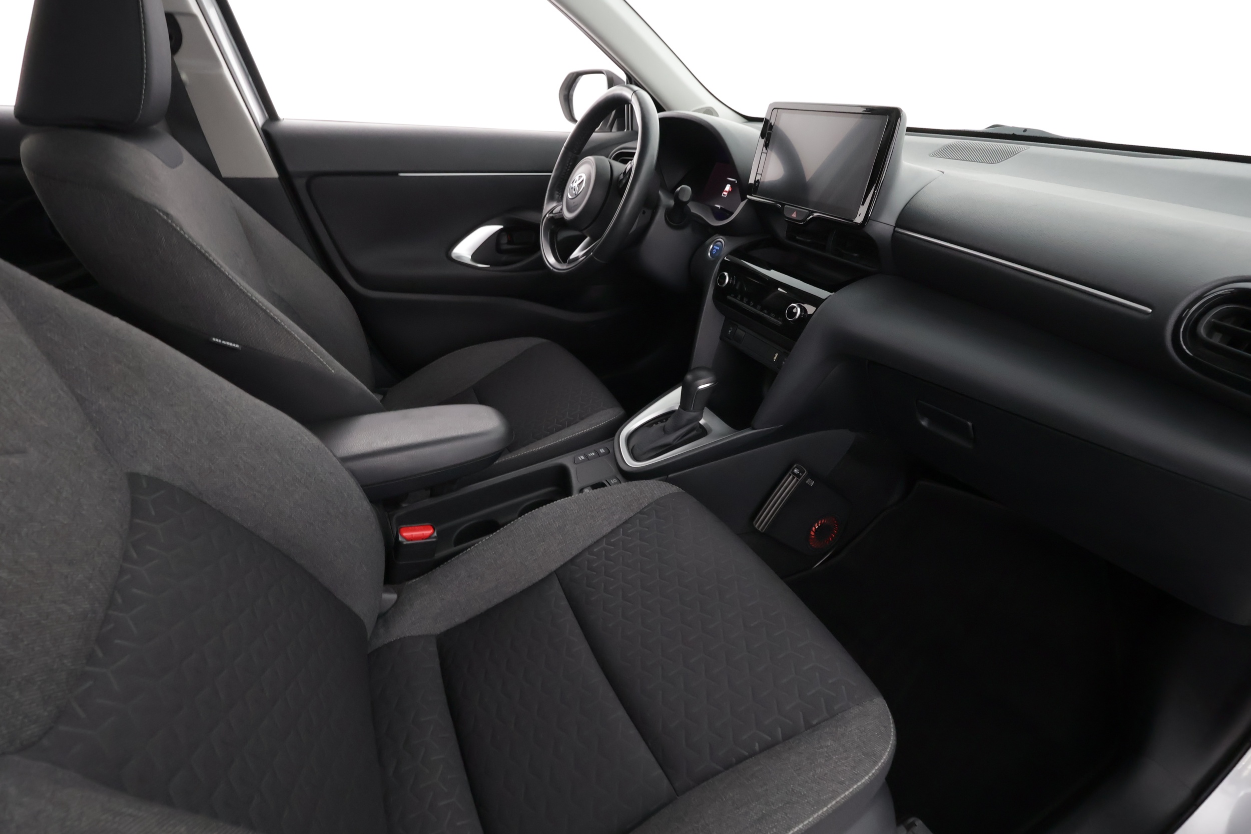 TOYOTA Yaris Cross 2023