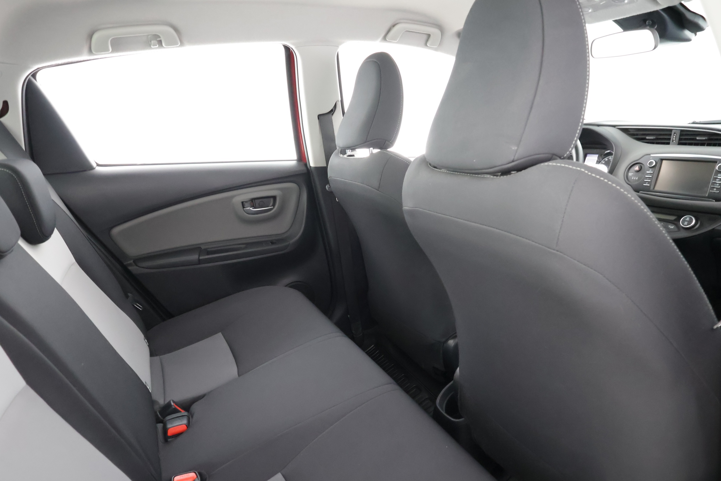 TOYOTA YARIS 2018