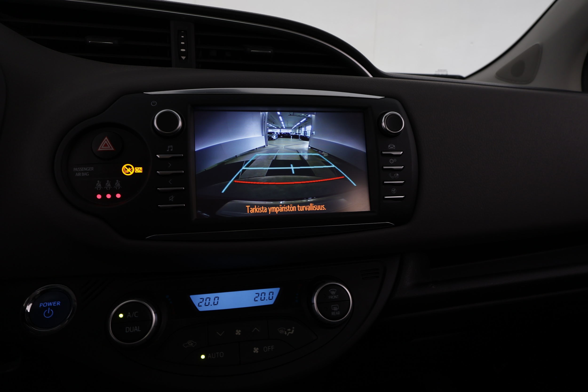 TOYOTA YARIS 2018