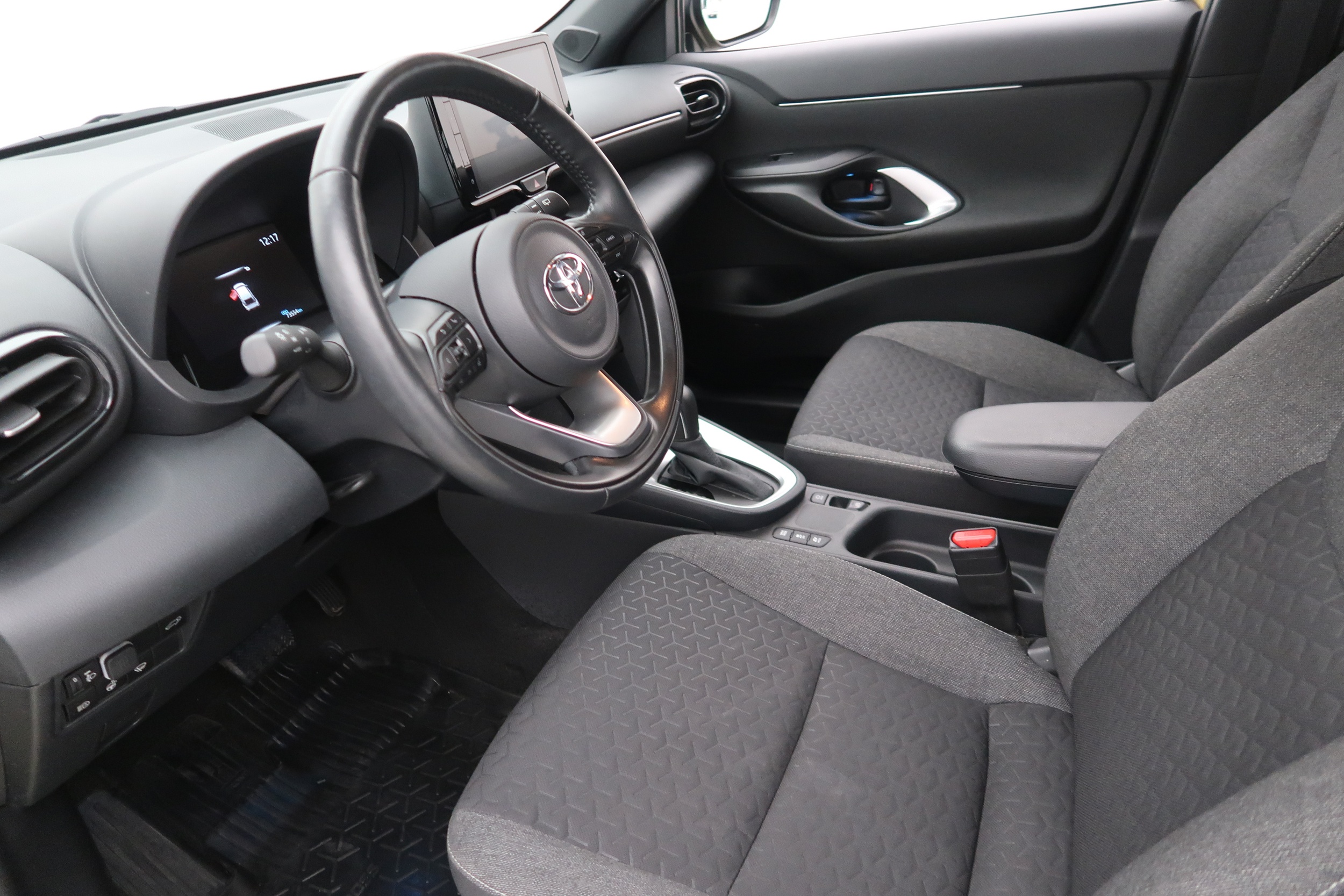 TOYOTA Yaris Cross 2022