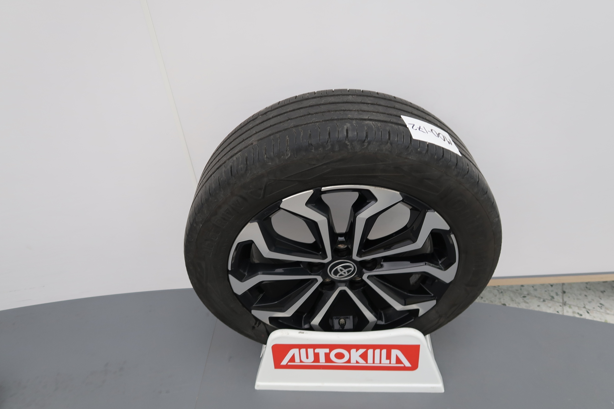 TOYOTA Yaris Cross 2022