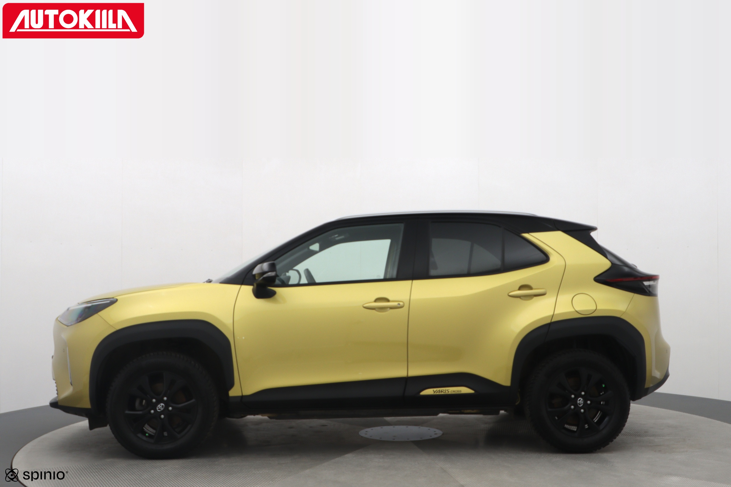 TOYOTA Yaris Cross 2022