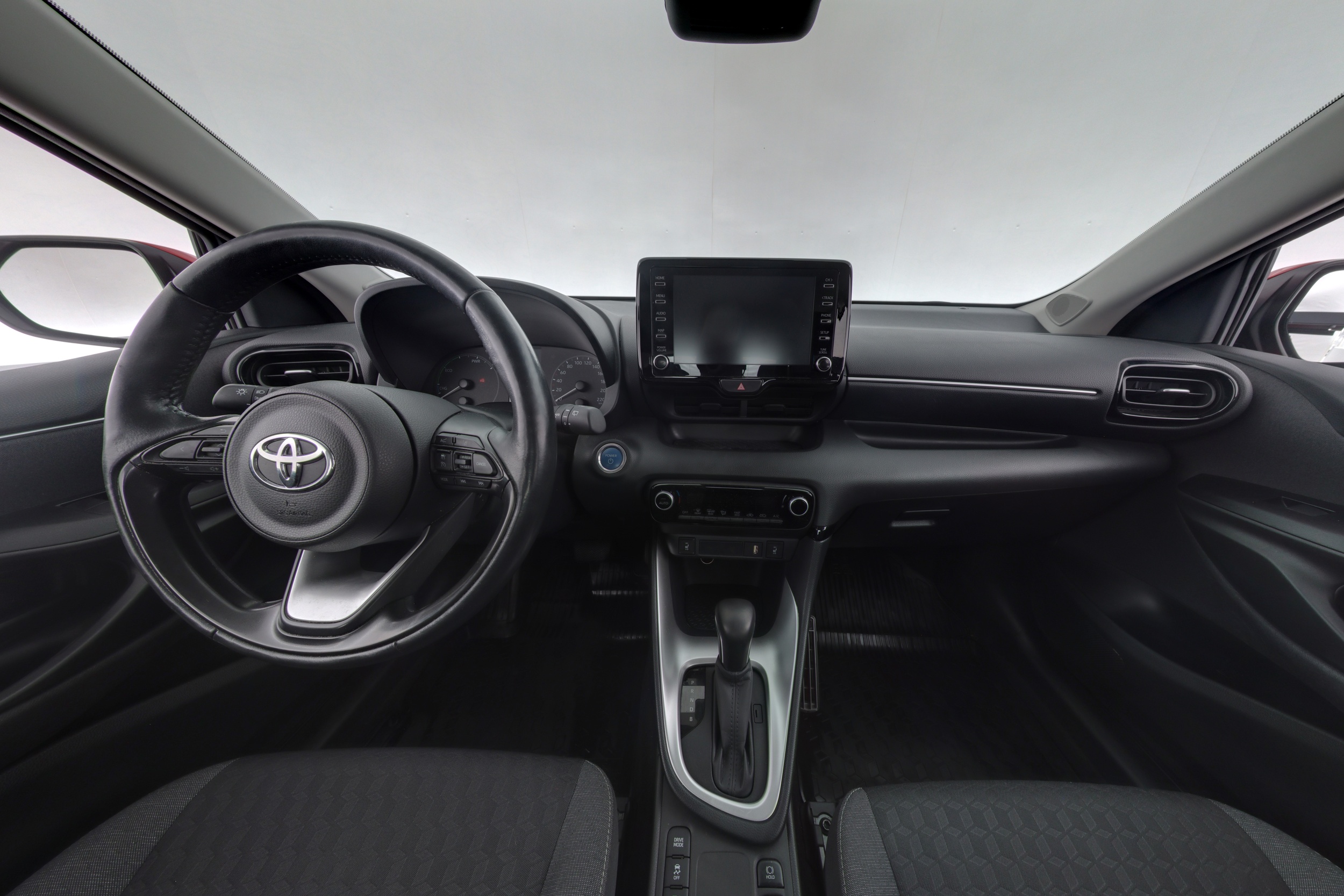 TOYOTA YARIS 2023