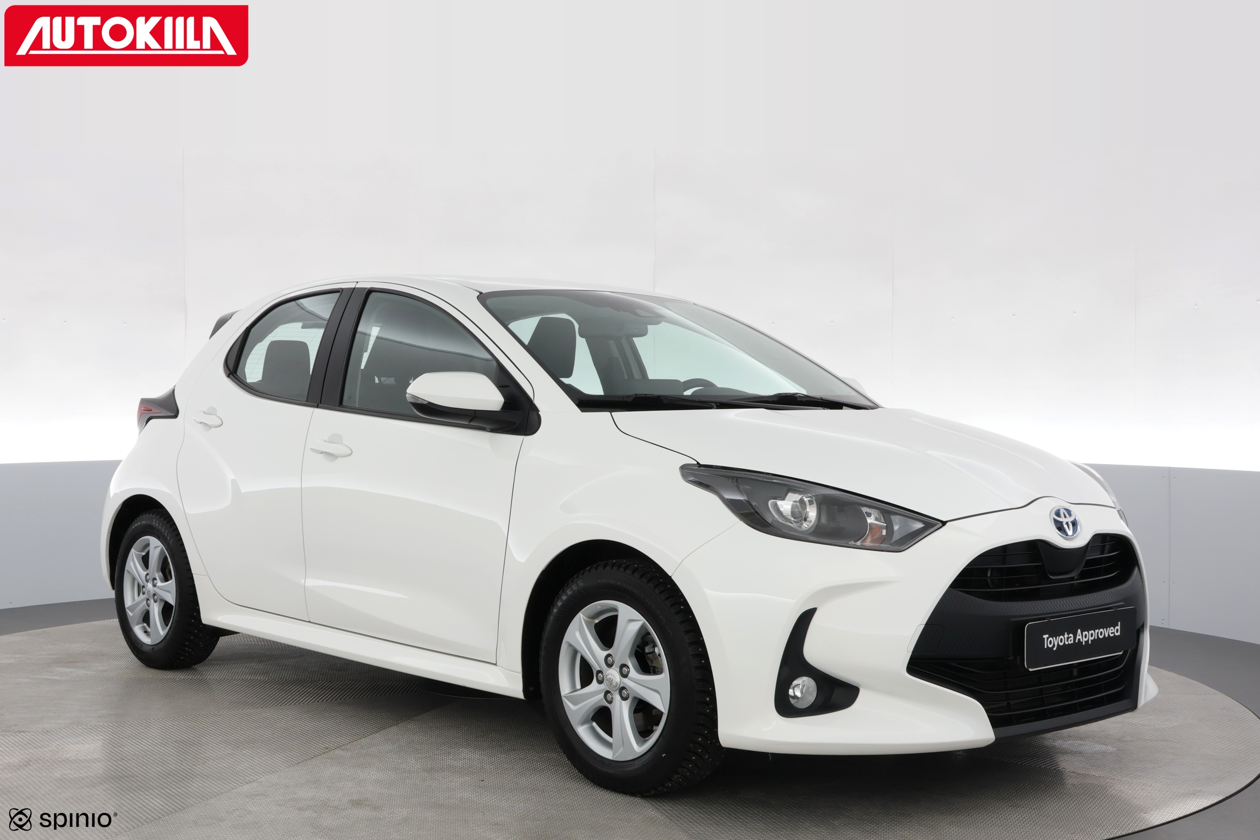 TOYOTA YARIS 2023