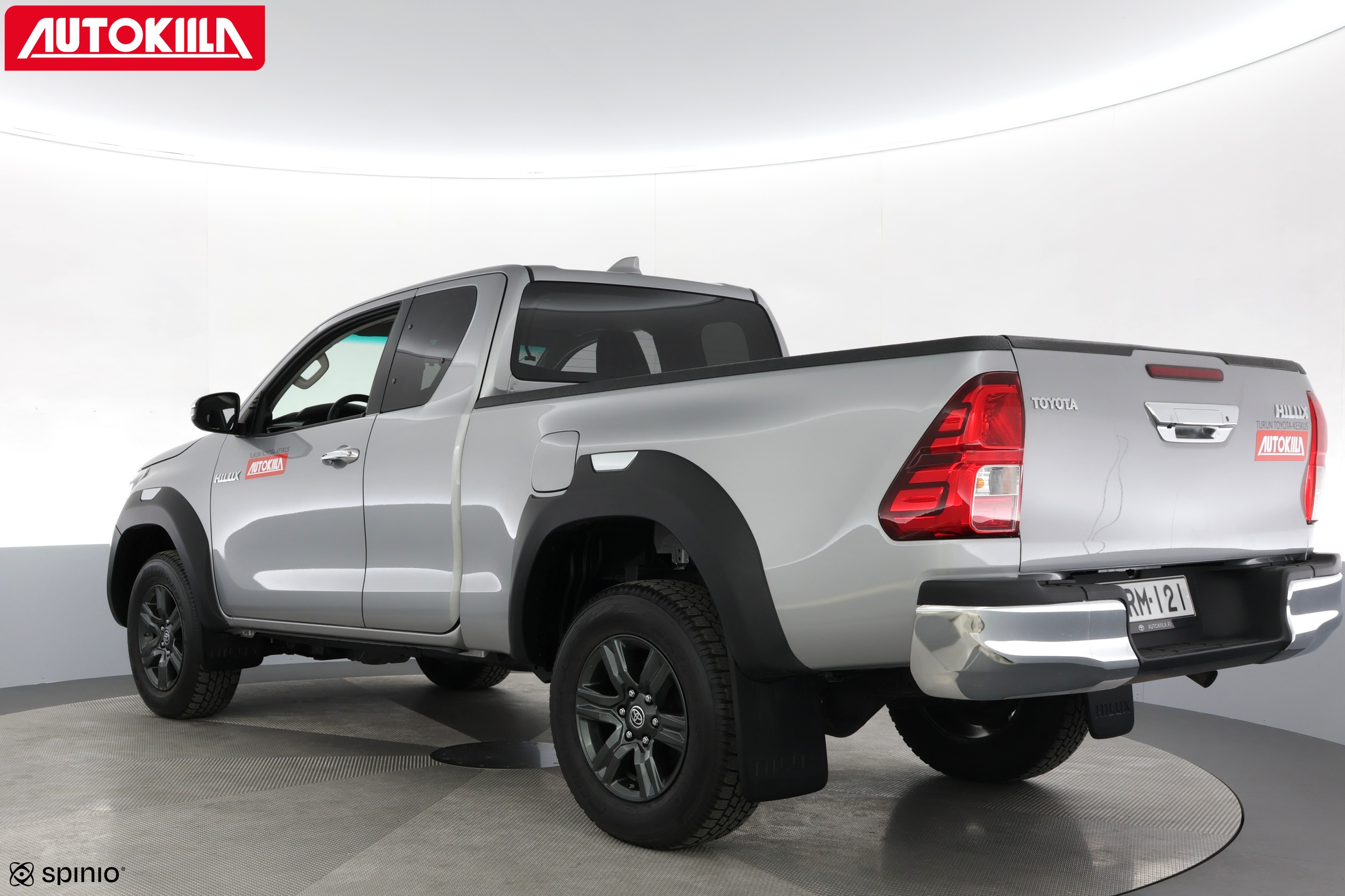 TOYOTA HILUX 2025