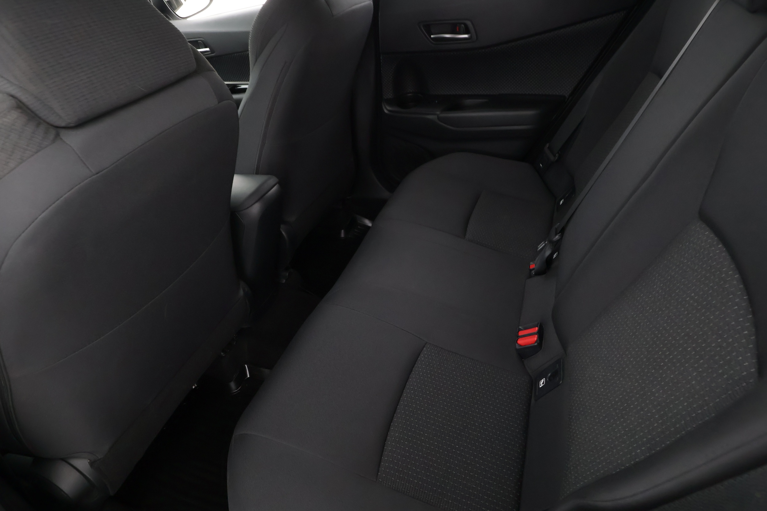 TOYOTA C-HR 2018