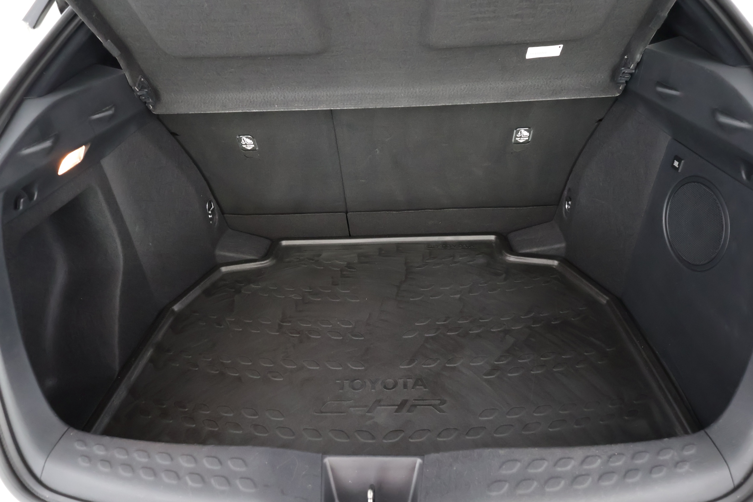 TOYOTA C-HR 2018