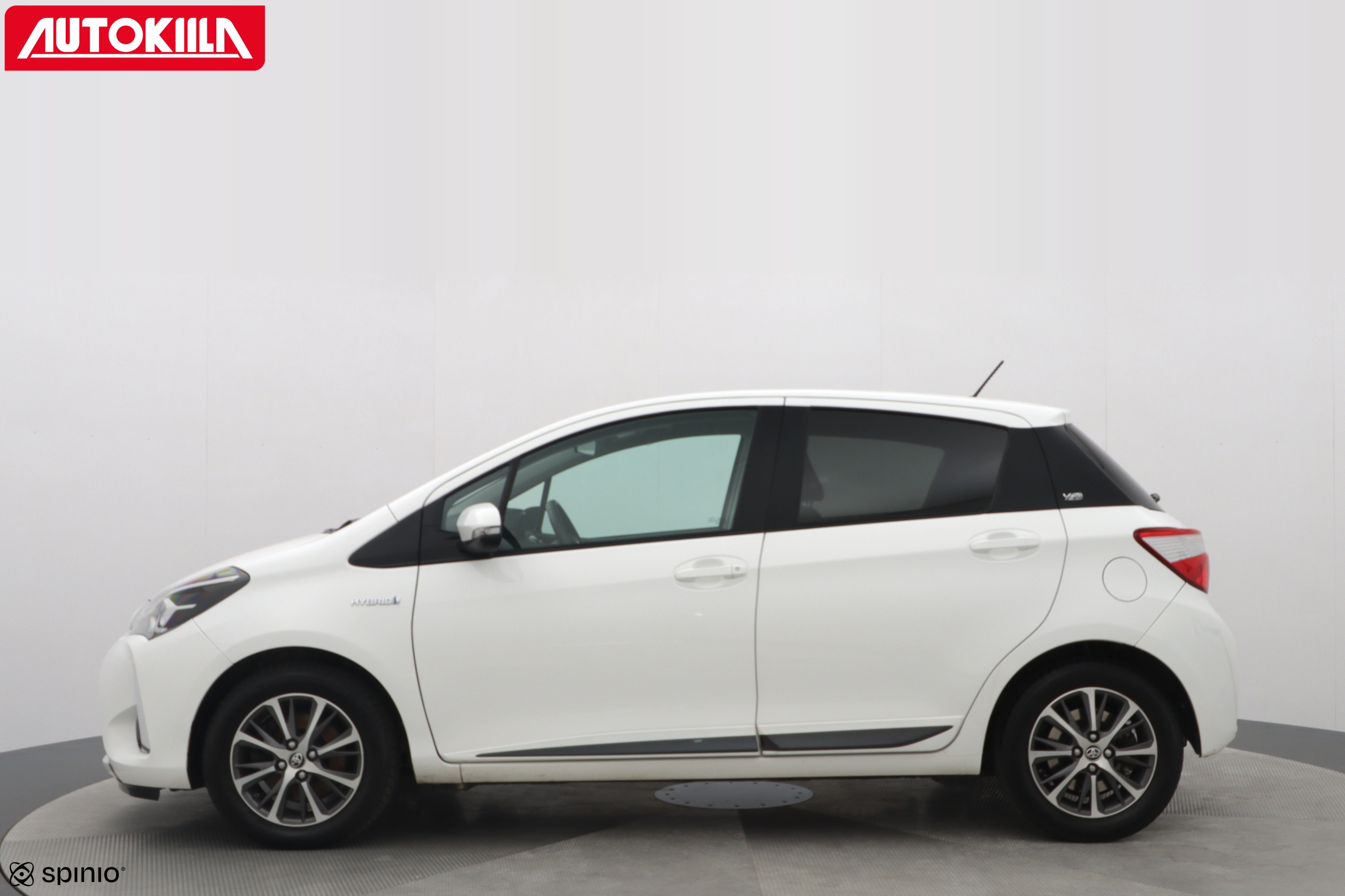 TOYOTA YARIS 2019