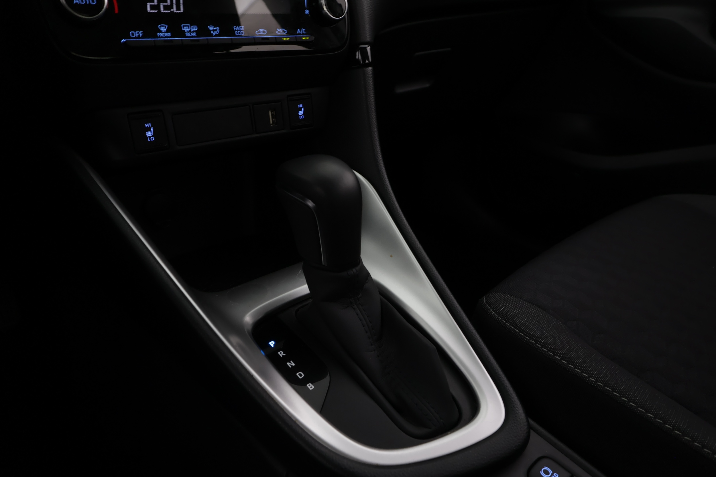 TOYOTA YARIS 2023