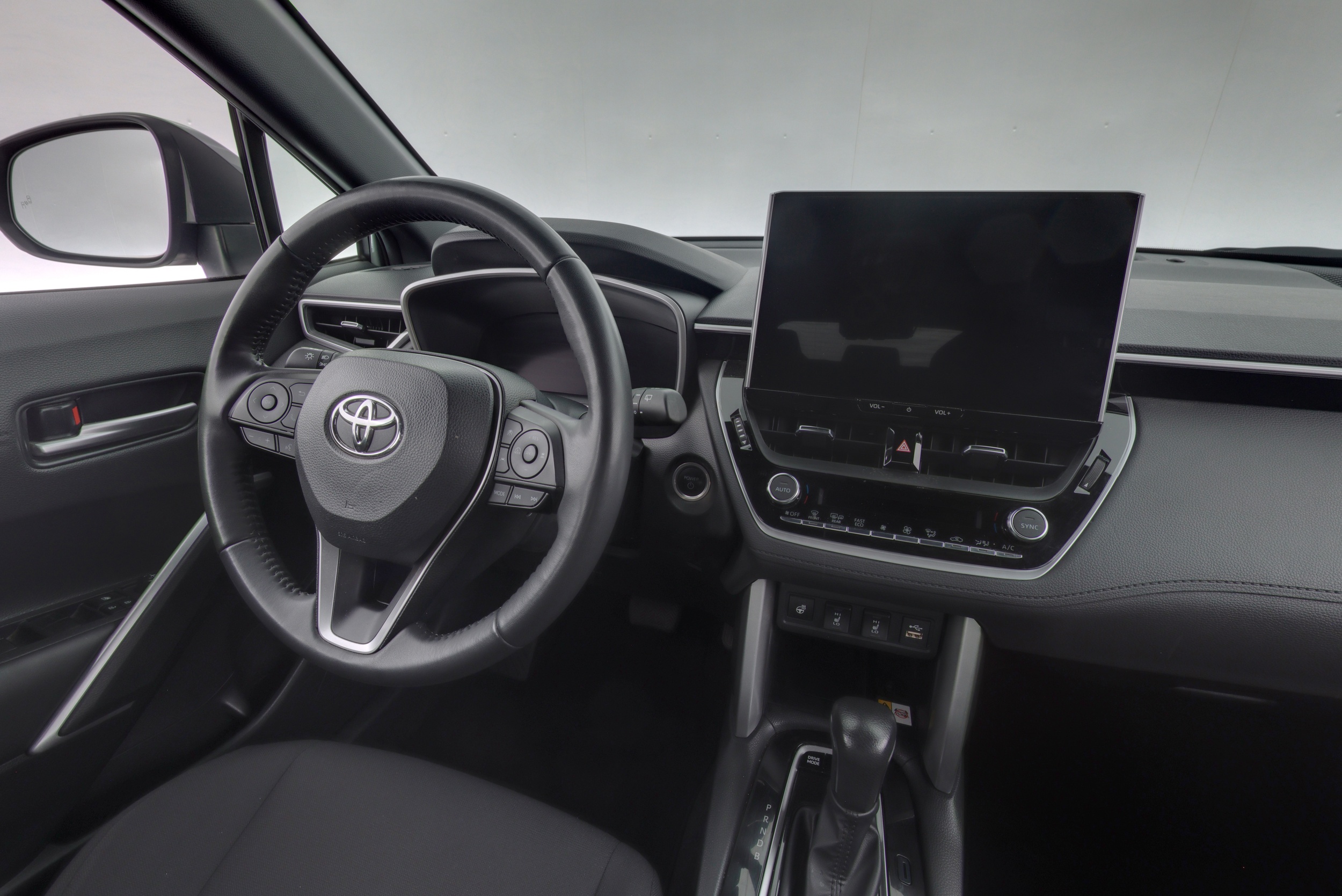 TOYOTA Corolla Cross 2023