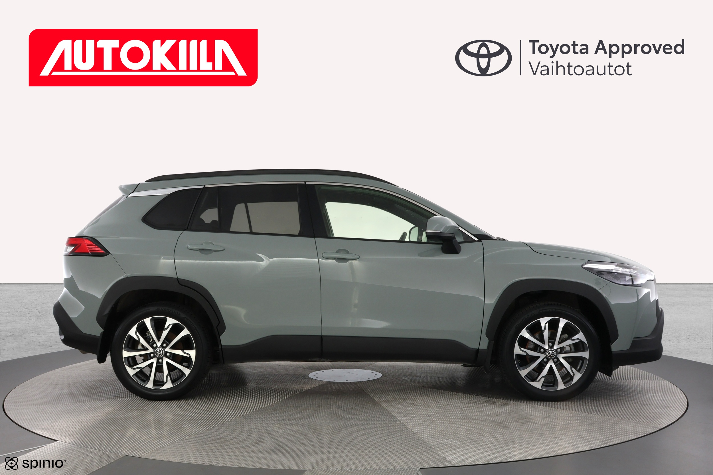 TOYOTA Corolla Cross 2023