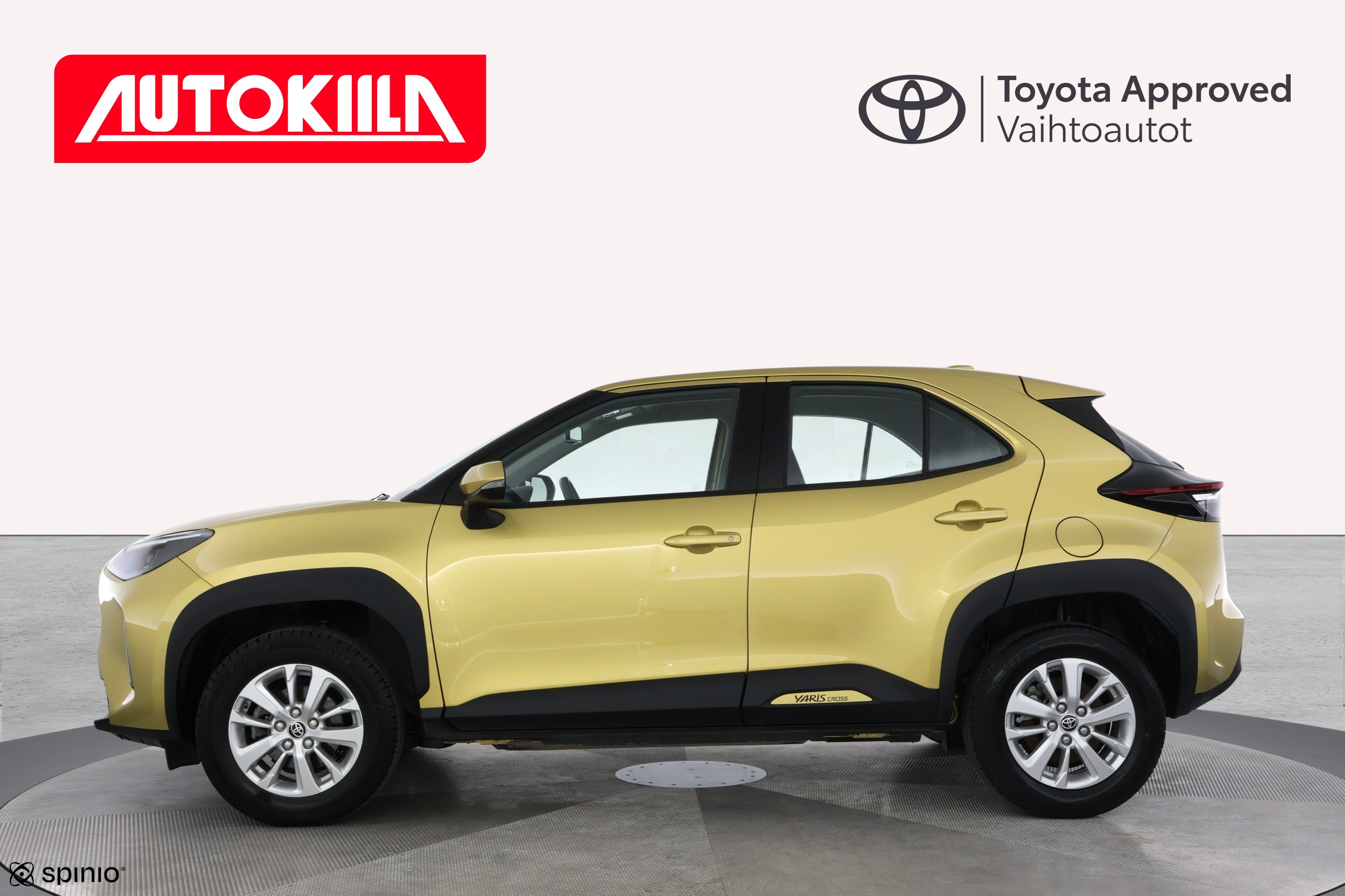 TOYOTA Yaris Cross 2024